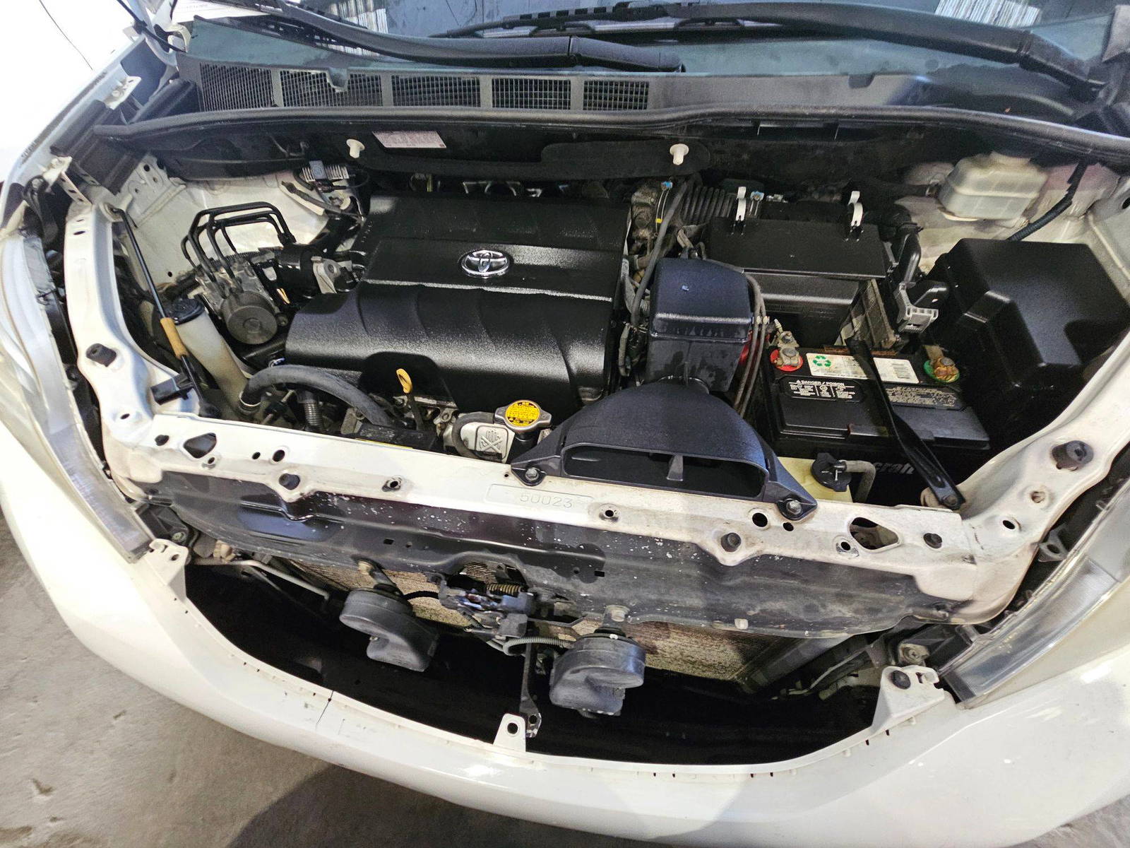 TOYOTA SIENNA 2013 - Marhaba Auction Used Cars - Image 9