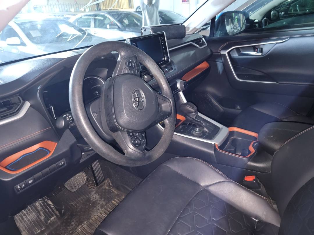 2019 TOYOTA RAV4 — 32393 Miles — Lot 023617 - Marhaba Auctions Used Cars - Image 5