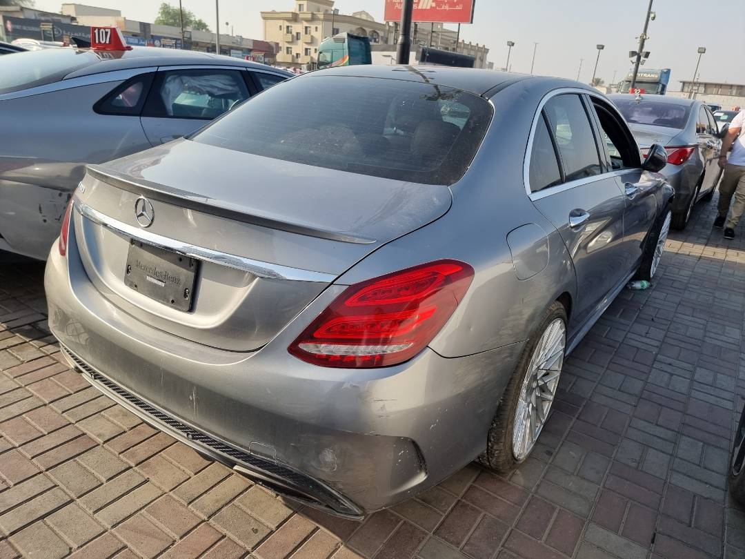 2016 MERCEDES BENZ C300 — 161082 Miles — Lot 215487 — Souq - Marhaba Auctions Used Cars - Image 4