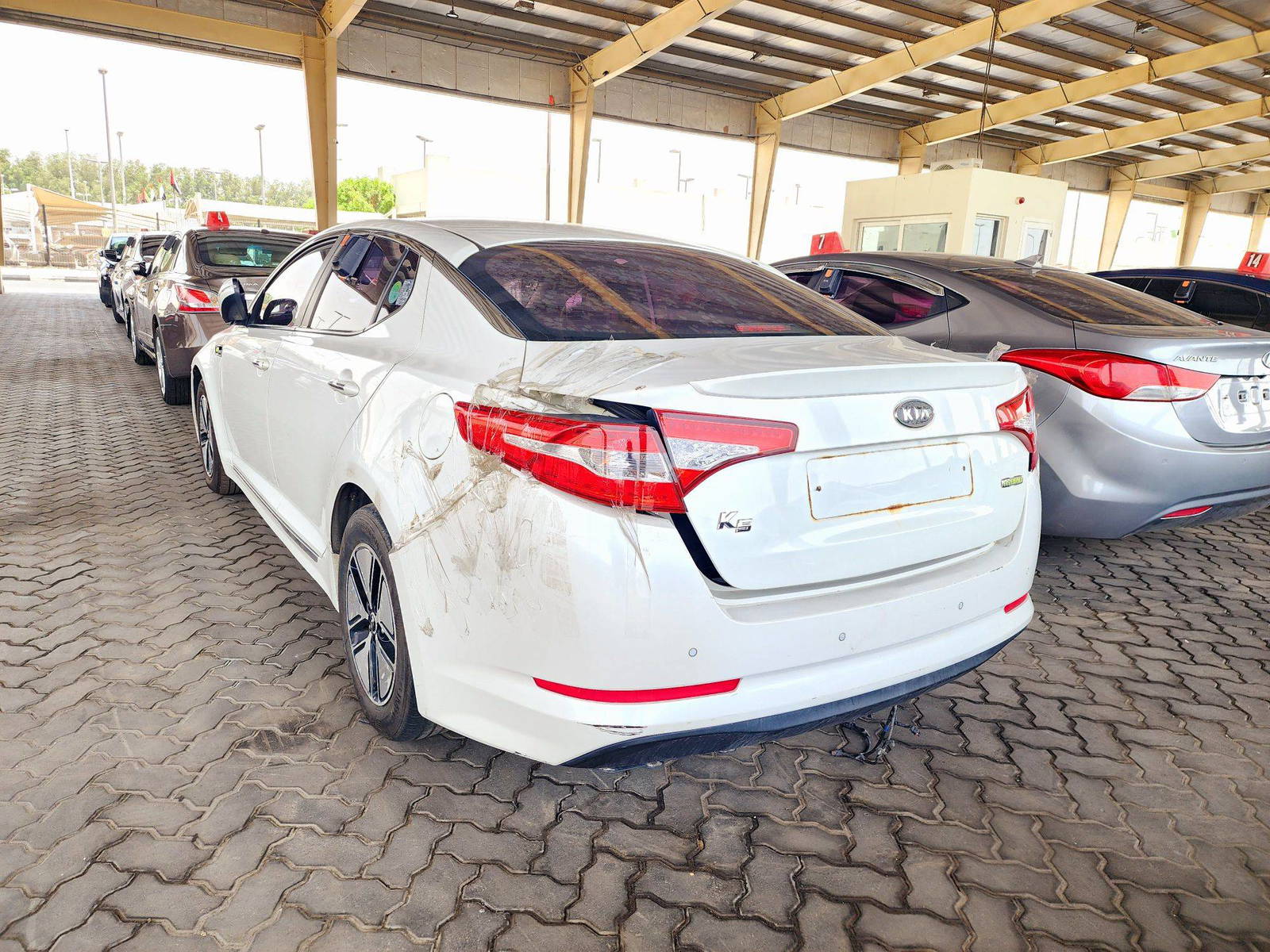 2012 KIA K5 — 121472 KM — Lot 007286 — Main - Marhaba Auctions Used Cars - Image 12