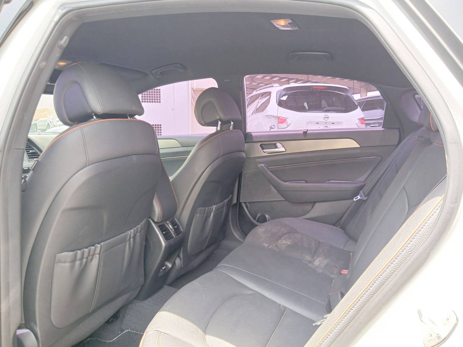 2016 HYUNDAI SONATA — 233270 KM — Lot 178570 — Souq - Marhaba Auctions Used Cars - Image 6