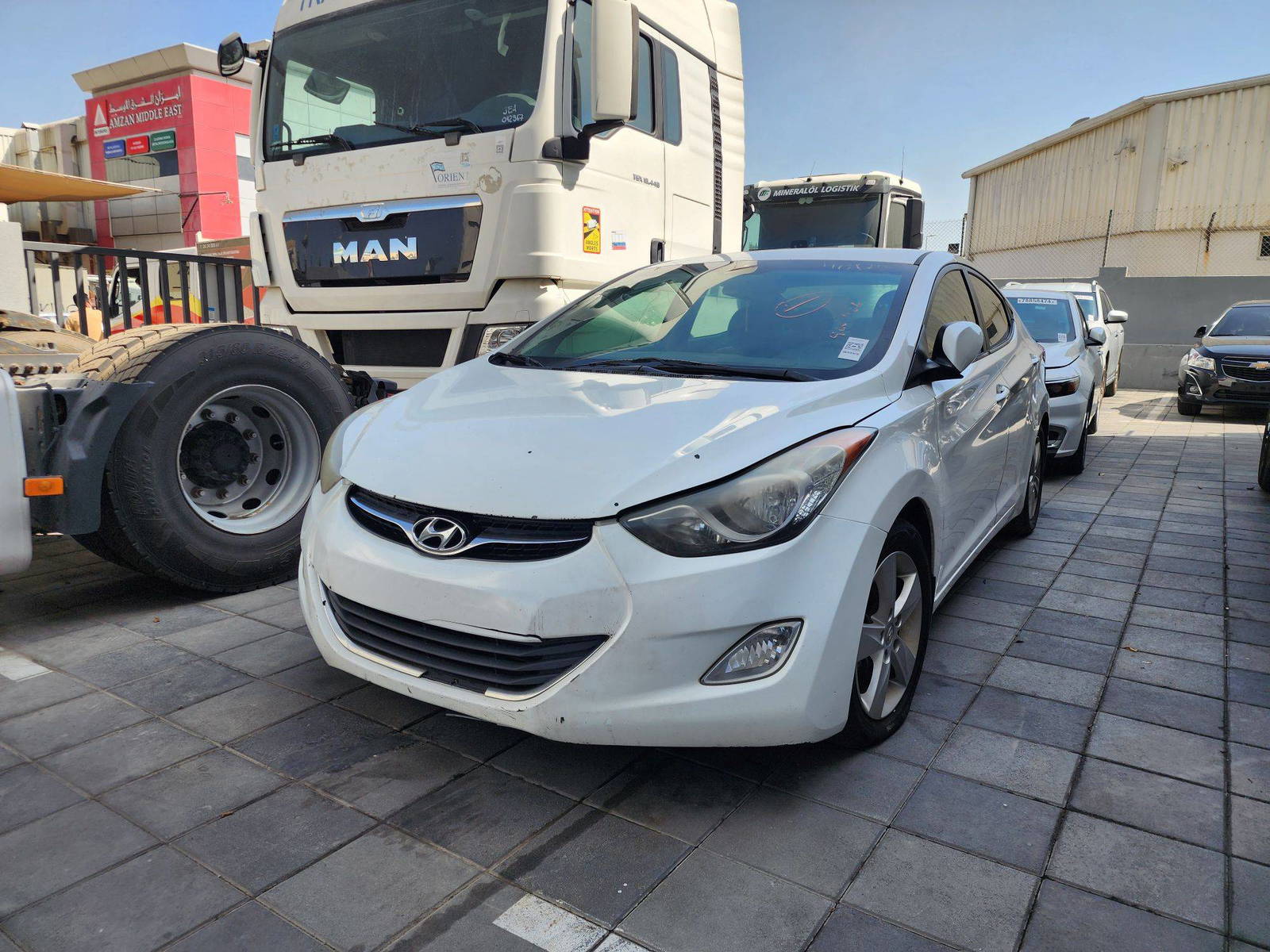 2013 HYUNDAI ELANTRA — 199981 Miles — Lot 40923865 — Al Quoz - Marhaba Auctions Used Cars - Image 4