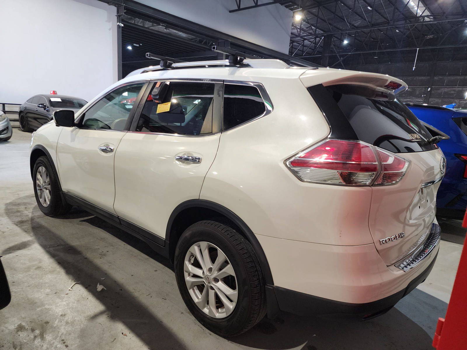 2015 NISSAN ROGUE — 184662 Miles — Lot 139664 — Al Quoz - Marhaba Auctions Used Cars - Image 6
