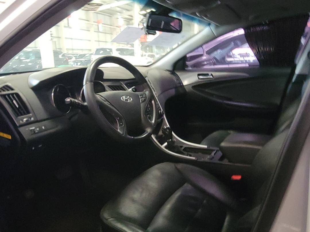 2012 HYUNDAI SONATA — 72291 KM — Lot 014481 — Main - Marhaba Auctions Used Cars - Image 6