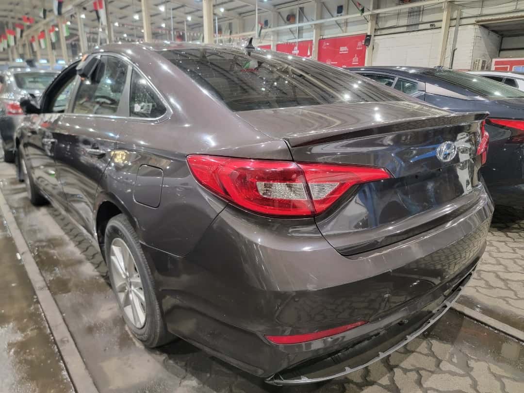 HYUNDAI SONATA