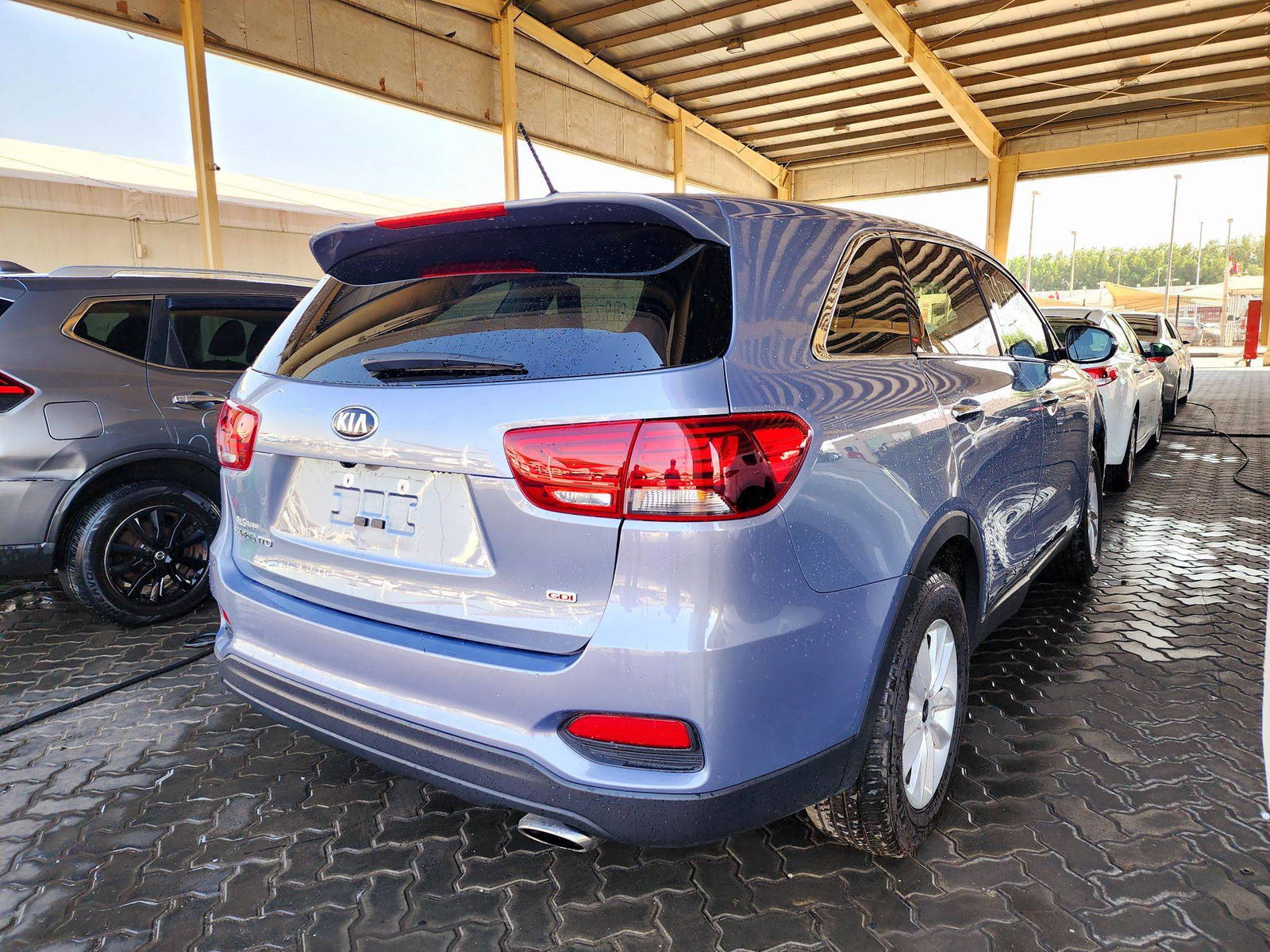 2020 KIA SORENTO — 60782 Miles — Lot 8LG664569 — Souq - Marhaba Auctions Used Cars - Image 3