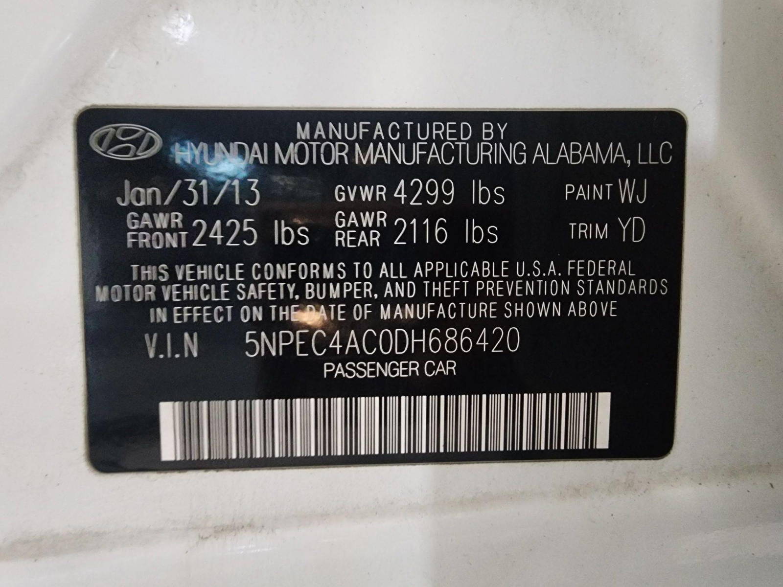 2013 HYUNDAI SONATA — 142304 Miles — Lot 86420 — Al Quoz - Marhaba Auctions Used Cars - Image 12