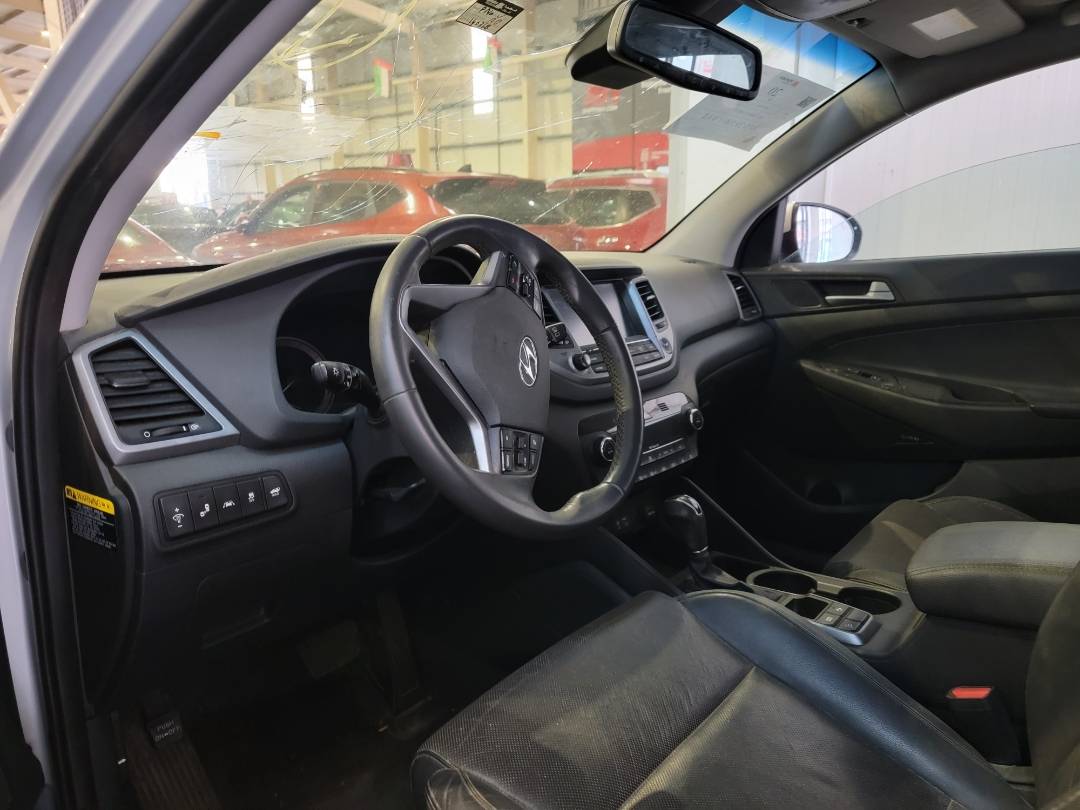 2017 HYUNDAI TUCSON — 140368 Miles — Lot 44779644 — Main - Marhaba Auctions Used Cars - Image 11