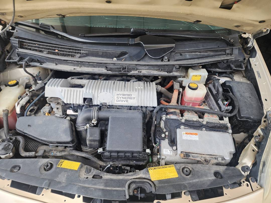 2010 TOYOTA PRIUS — 174395 Miles — Lot 77977743 - Marhaba Auctions Used Cars - Image 4