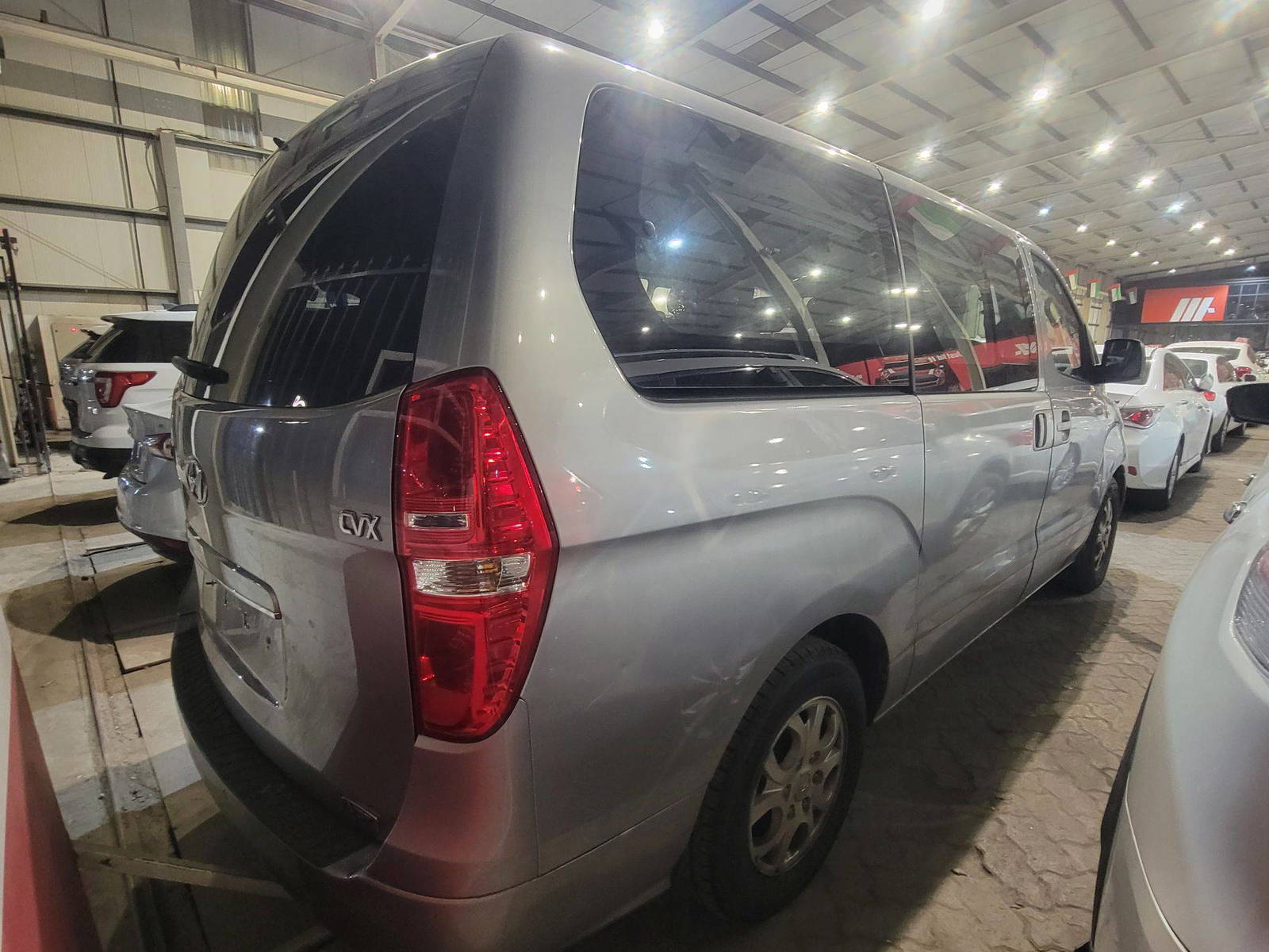 2012 HYUNDAI GRAND STAREX — 286845 KM — Lot 442743 — Main - Marhaba Auctions Used Cars - Image 3