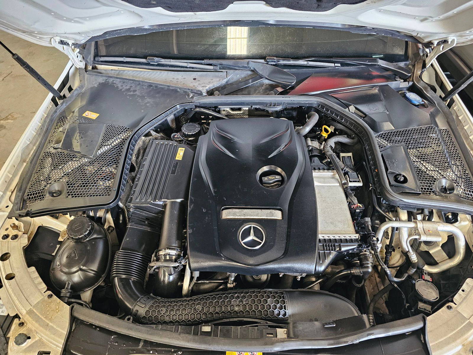 MERCEDES BENZ C300 2016 - Marhaba Auction Used Cars - Image 12