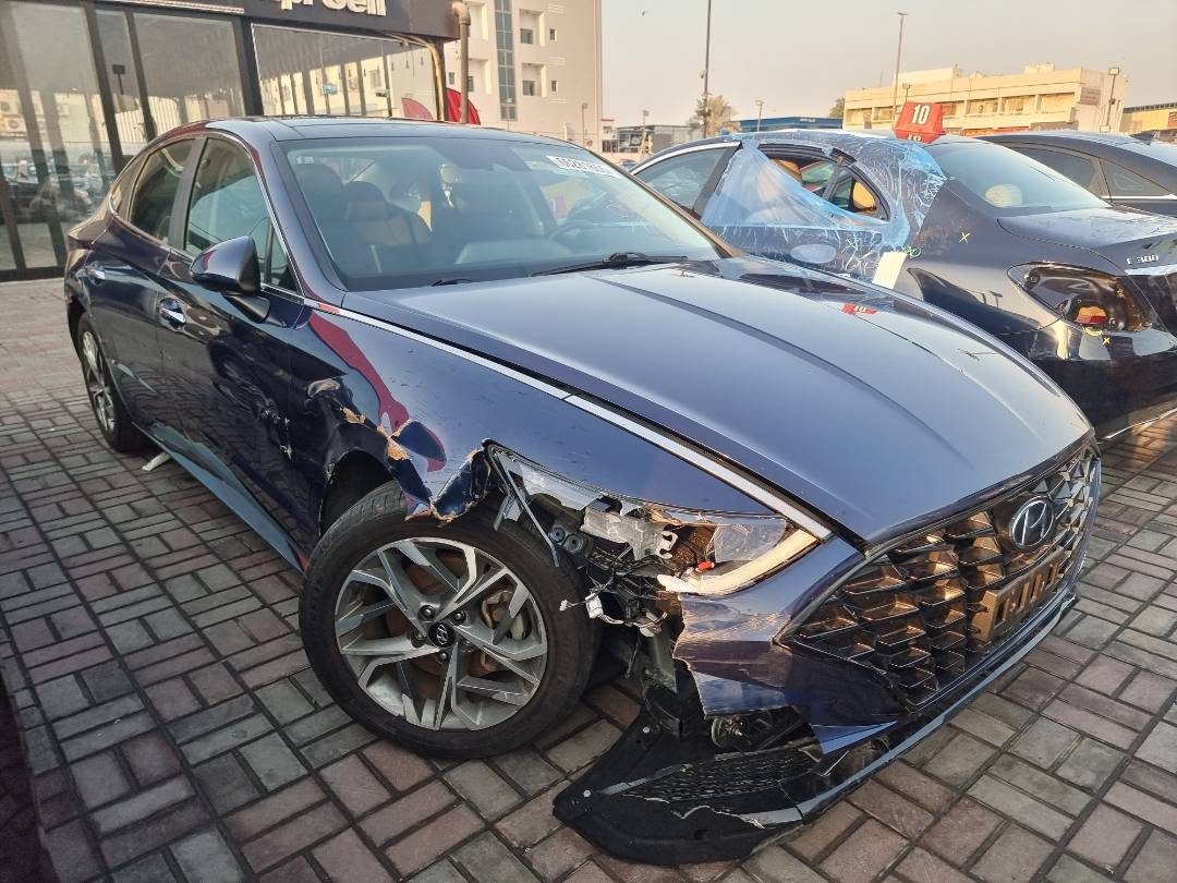 2021 HYUNDAI SONATA — 33032 Miles — Lot 084449 — Souq - Marhaba Auctions Used Cars - Image 4