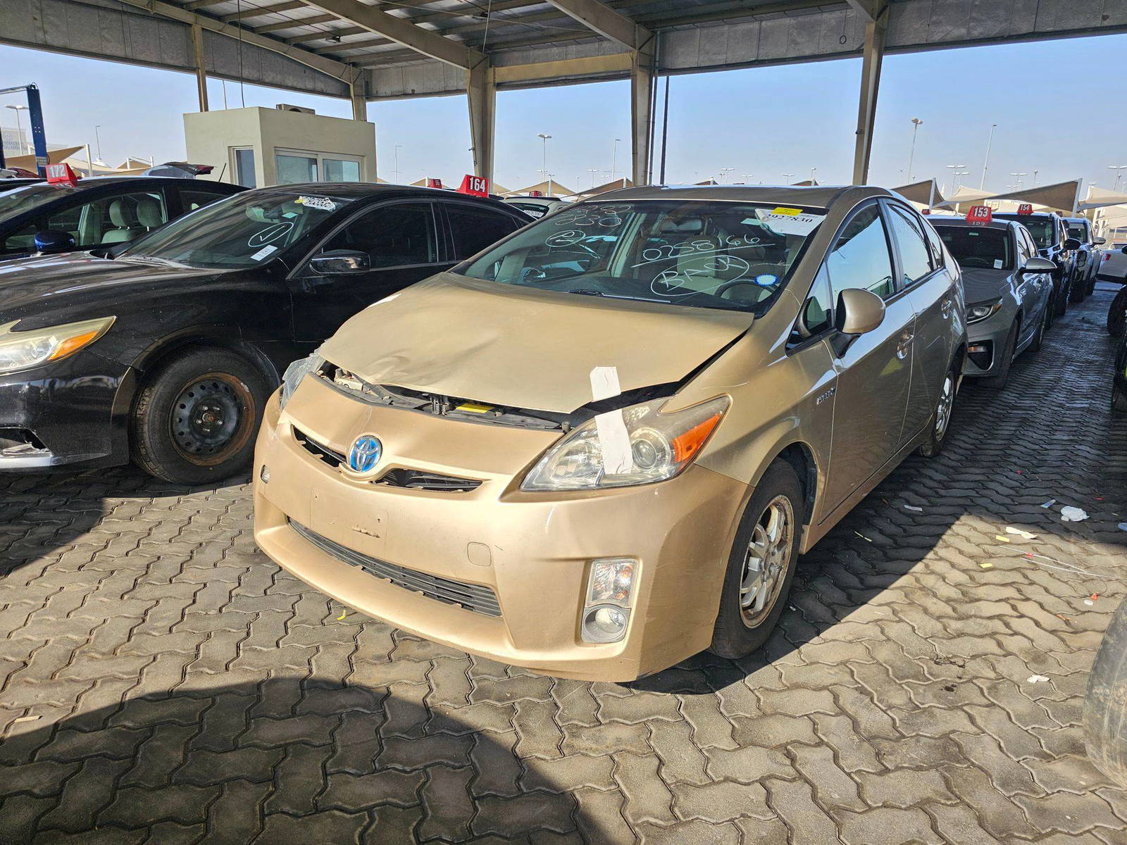 2011 TOYOTA PRIUS — 153598 Miles — Lot 1B0258166 — Souq - Marhaba Auctions Used Cars - Image 6