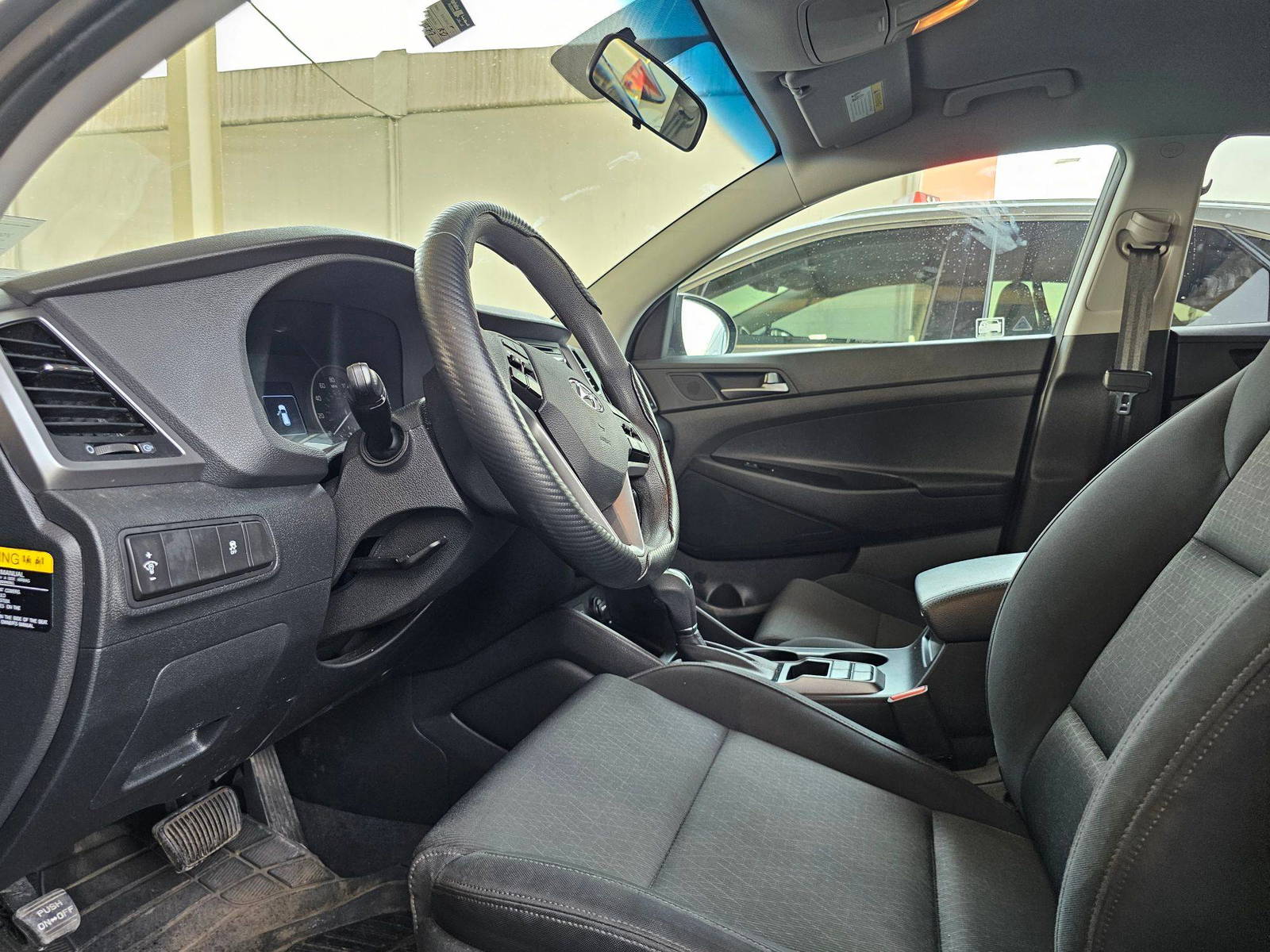 2016 HYUNDAI TUCSON — 115717 Miles — Lot U225321 — Souq - Marhaba Auctions Used Cars - Image 8