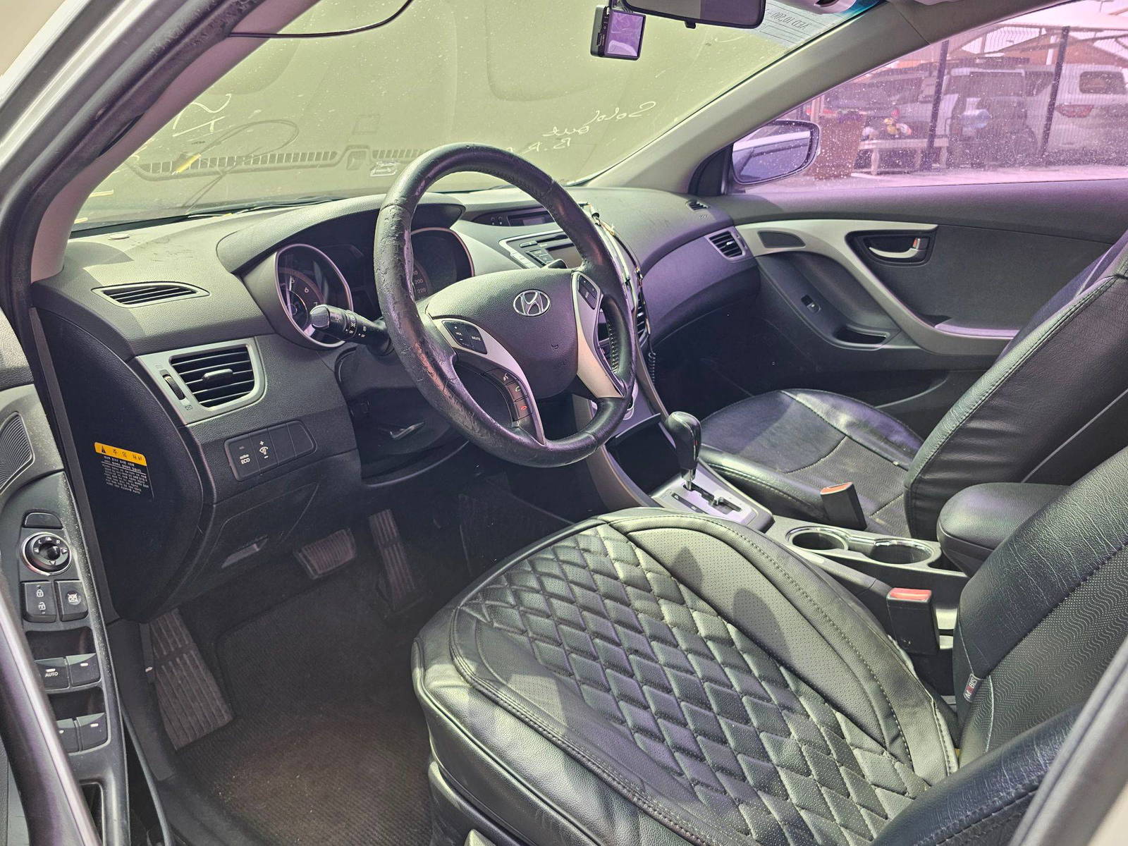 2012 HYUNDAI AVANTE — 223535 KM — Lot 258091 — Main - Marhaba Auctions Used Cars - Image 8