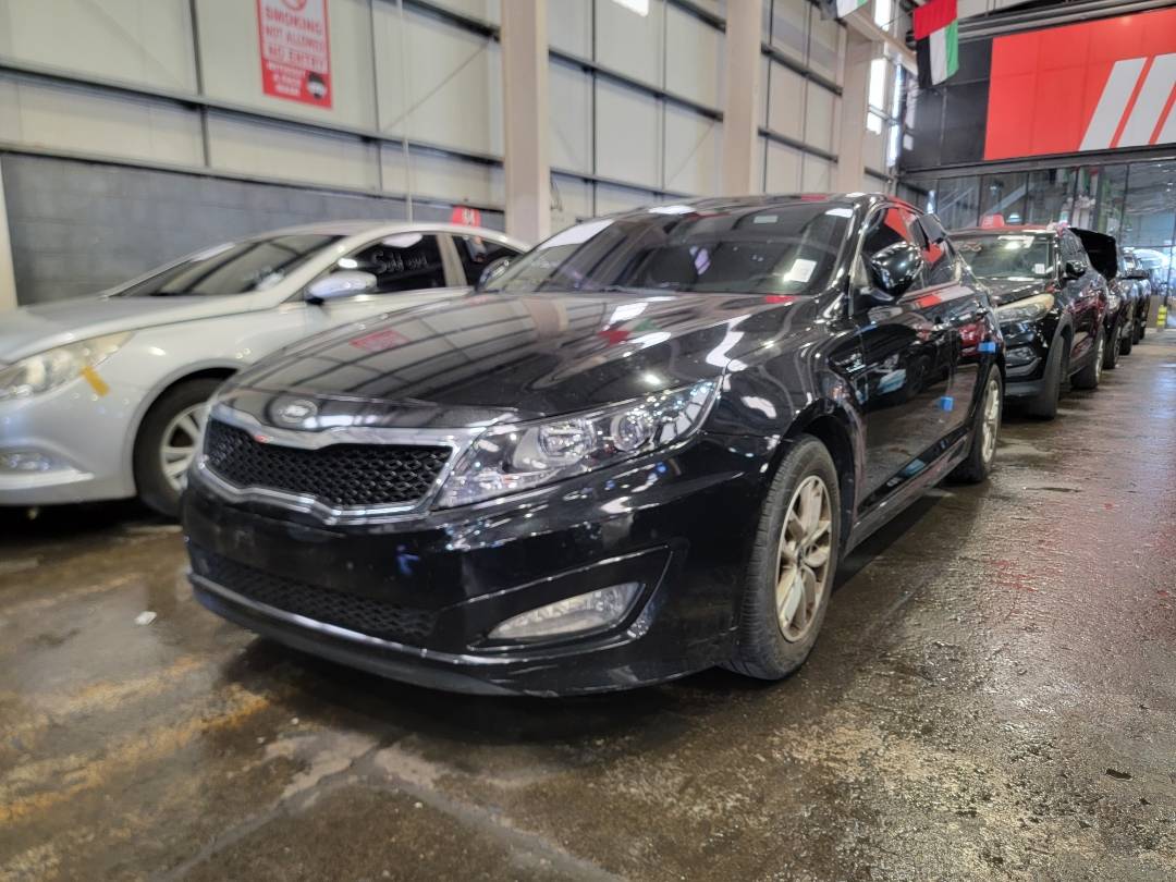 2012 KIA K5 — 155681 KM — Lot 200550 — Main - Marhaba Auctions Used Cars - Image 5