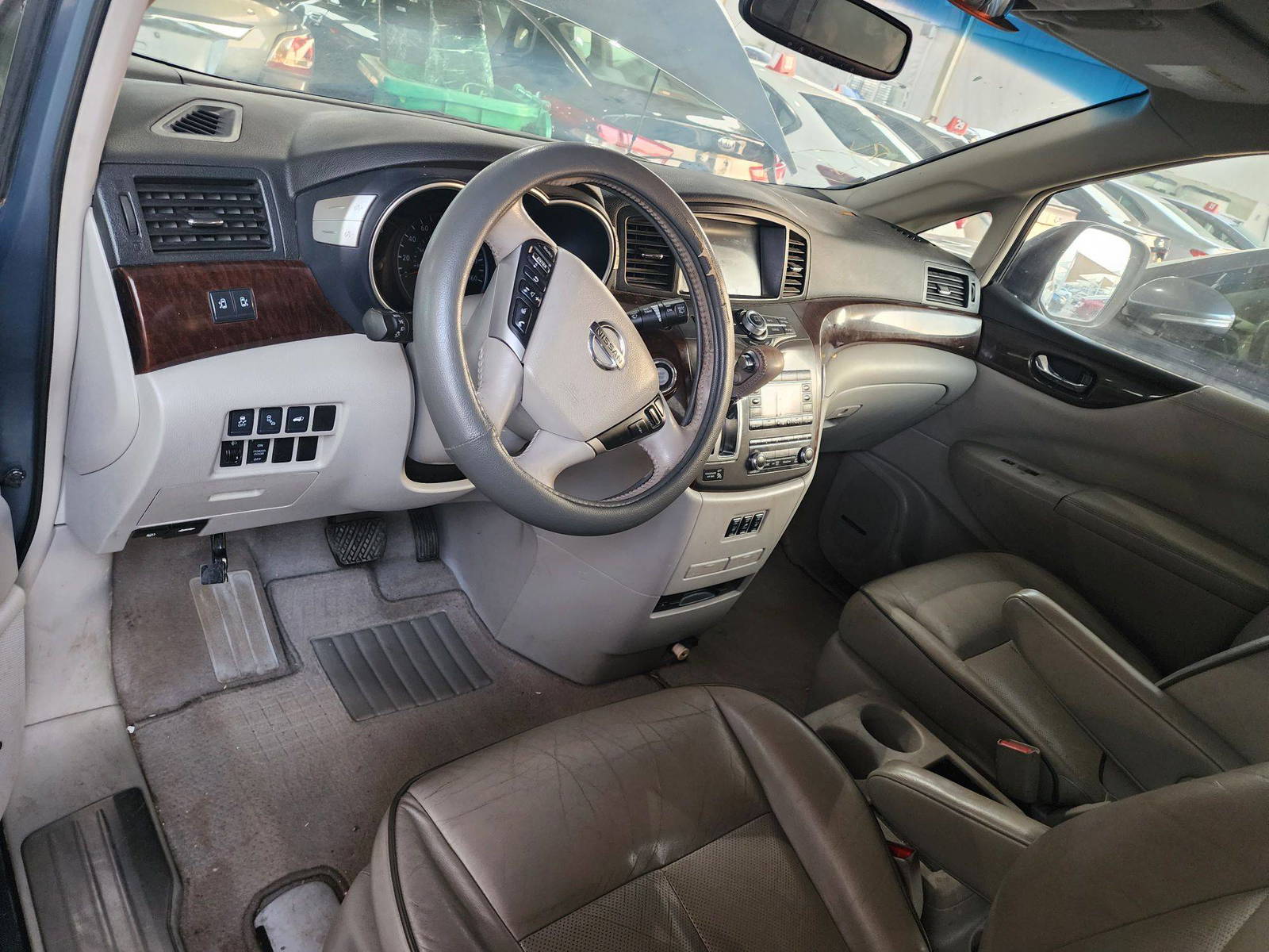 2011 NISSAN QUEST — 204547 Miles — Lot 57277093 - Marhaba Auctions Used Cars - Image 4