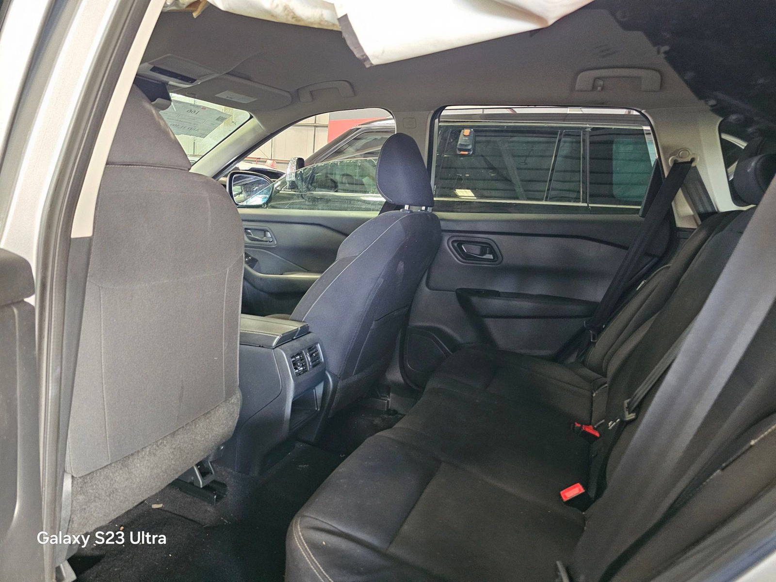 NISSAN ROGUE 2024 - Marhaba Auction Used Cars - Image 7