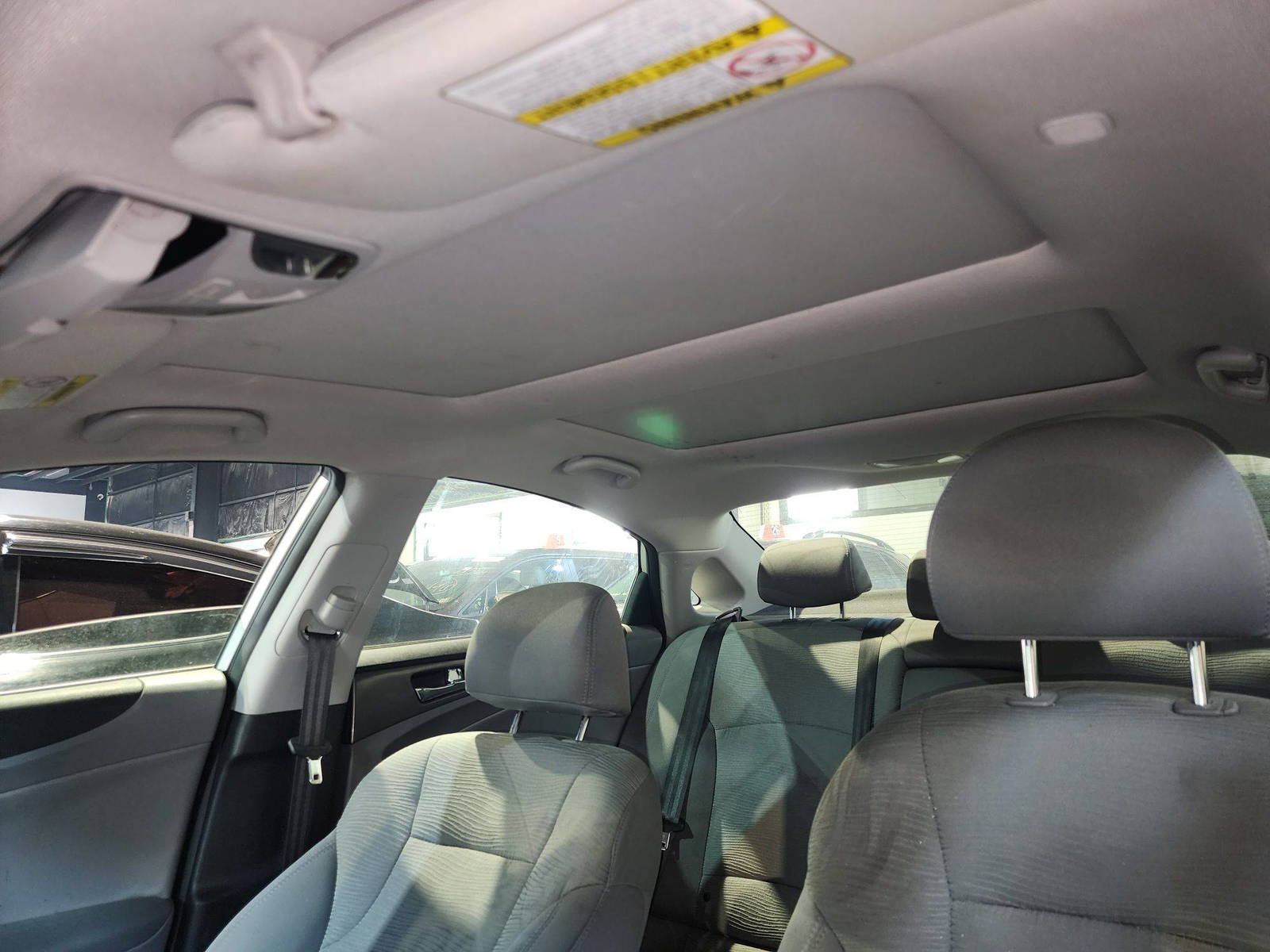 HYUNDAI SONATA 2015 - Marhaba Auction Used Cars - Image 10