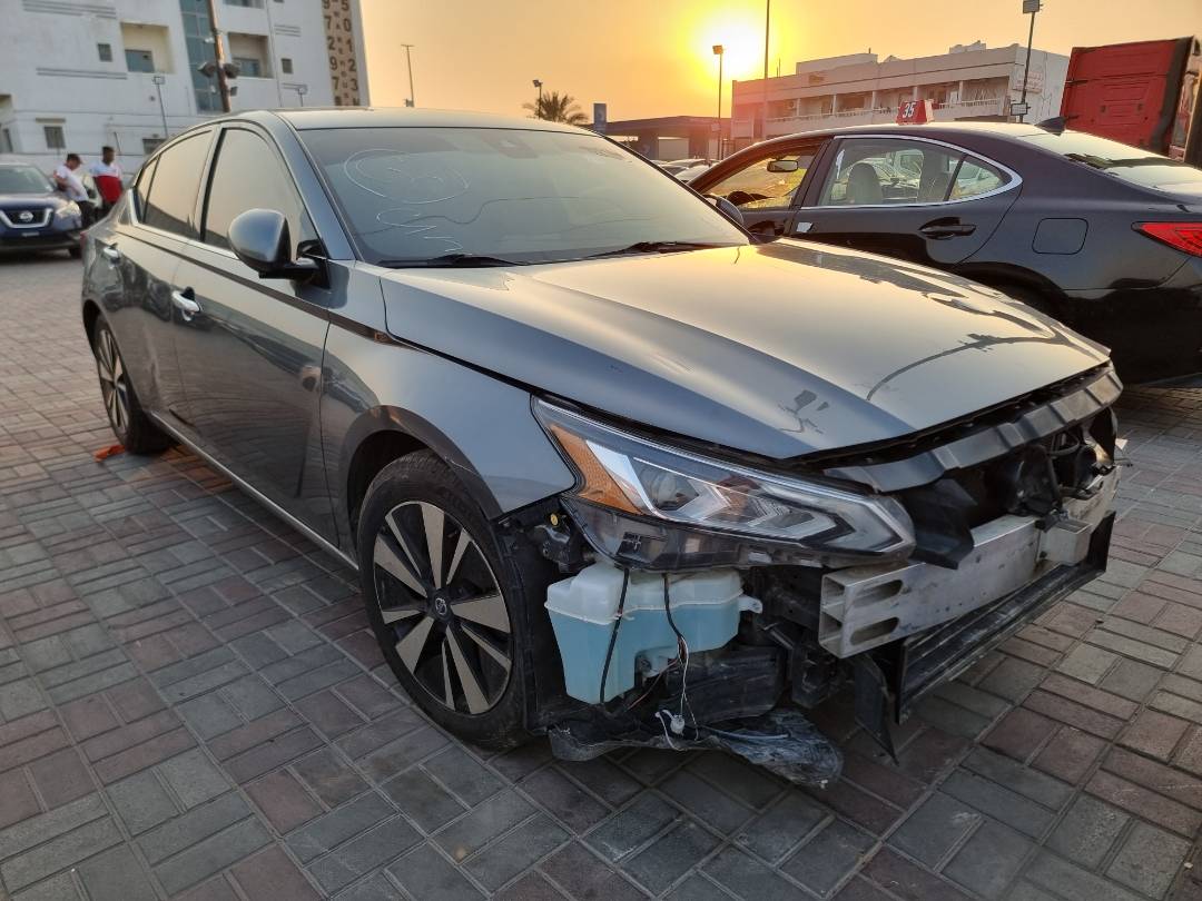 2019 NISSAN ALTIMA — 162083 Miles — Lot 125487 — Main - Marhaba Auctions Used Cars - Image 4
