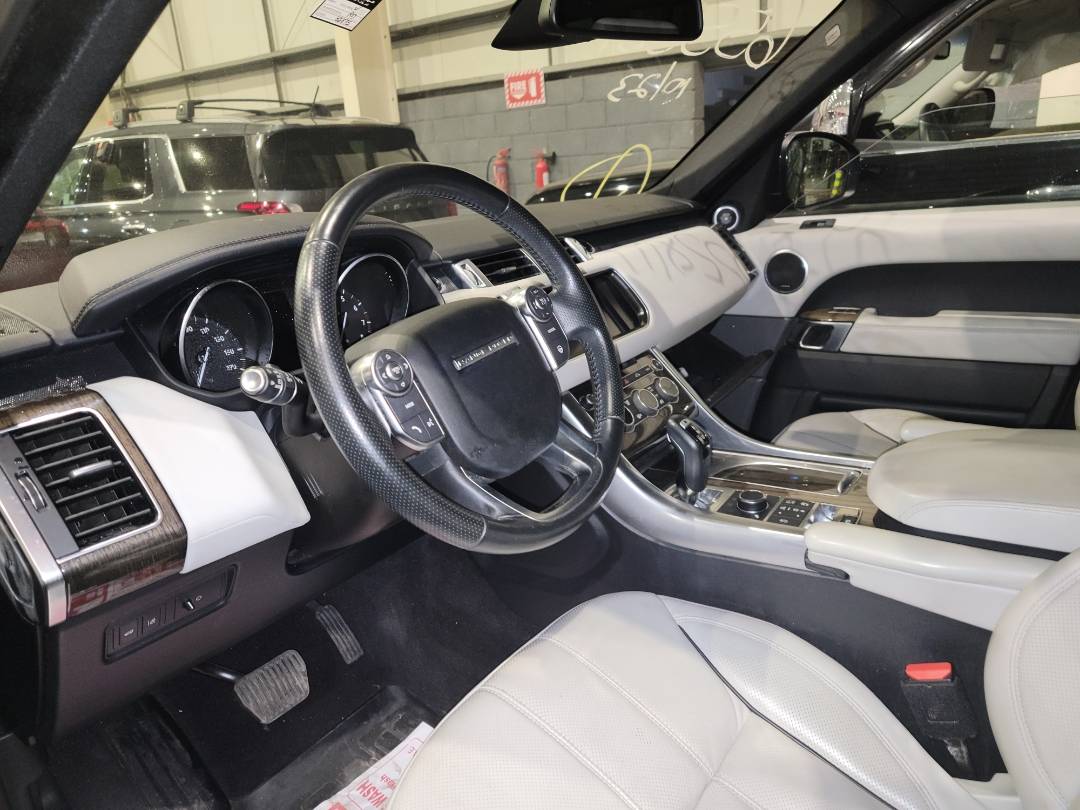 2016 LAND ROVER RANGE ROVER SPORT — 82875 Miles — Lot 655864 - Marhaba Auctions Used Cars - Image 7