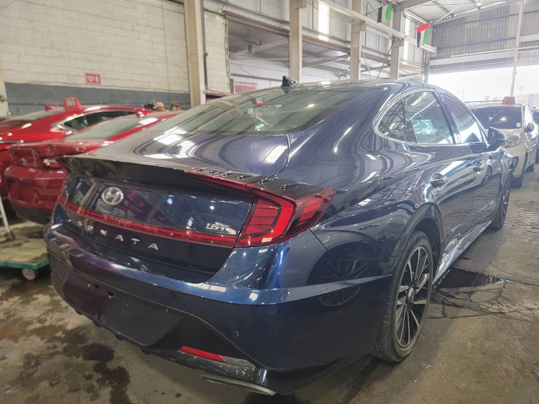 2020 HYUNDAI SONATA — 102234 Miles — Lot 4LH042625 — Souq - Marhaba Auctions Used Cars - Image 3