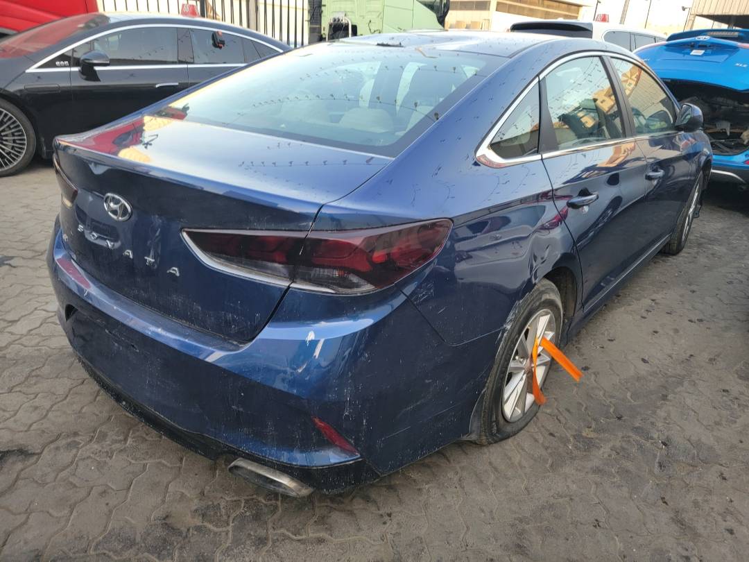 2019 HYUNDAI SONATA — 106838 Miles — Lot 3068111 — Main - Marhaba Auctions Used Cars - Image 4