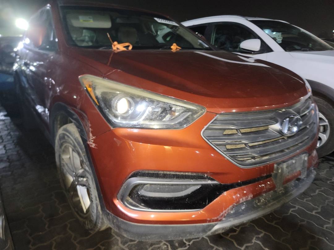 2017 HYUNDAI SANTA FE — 160193 Miles — Lot 82929284 — Main - Marhaba Auctions Used Cars - Image 3