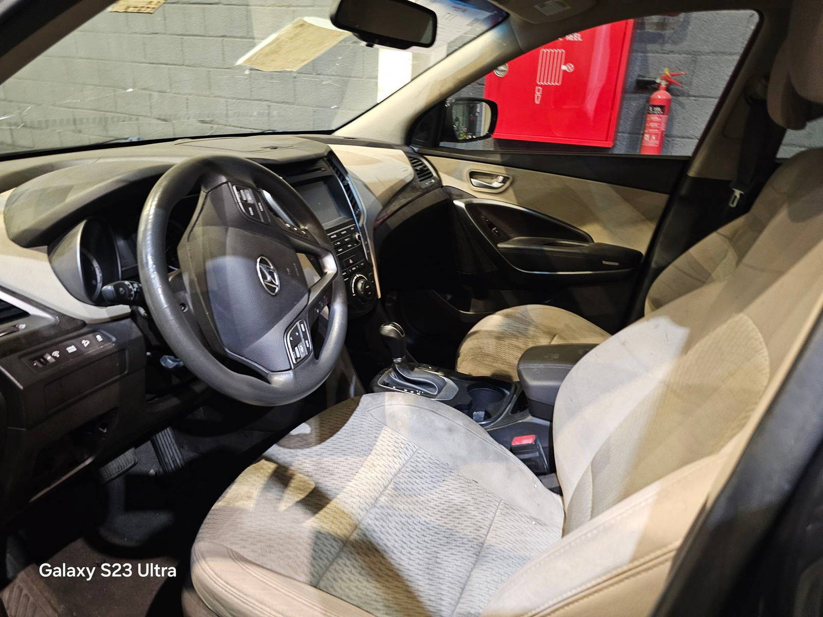 HYUNDAI SANTA FE SPORT 2018 - Marhaba Auction Used Cars - Image 9