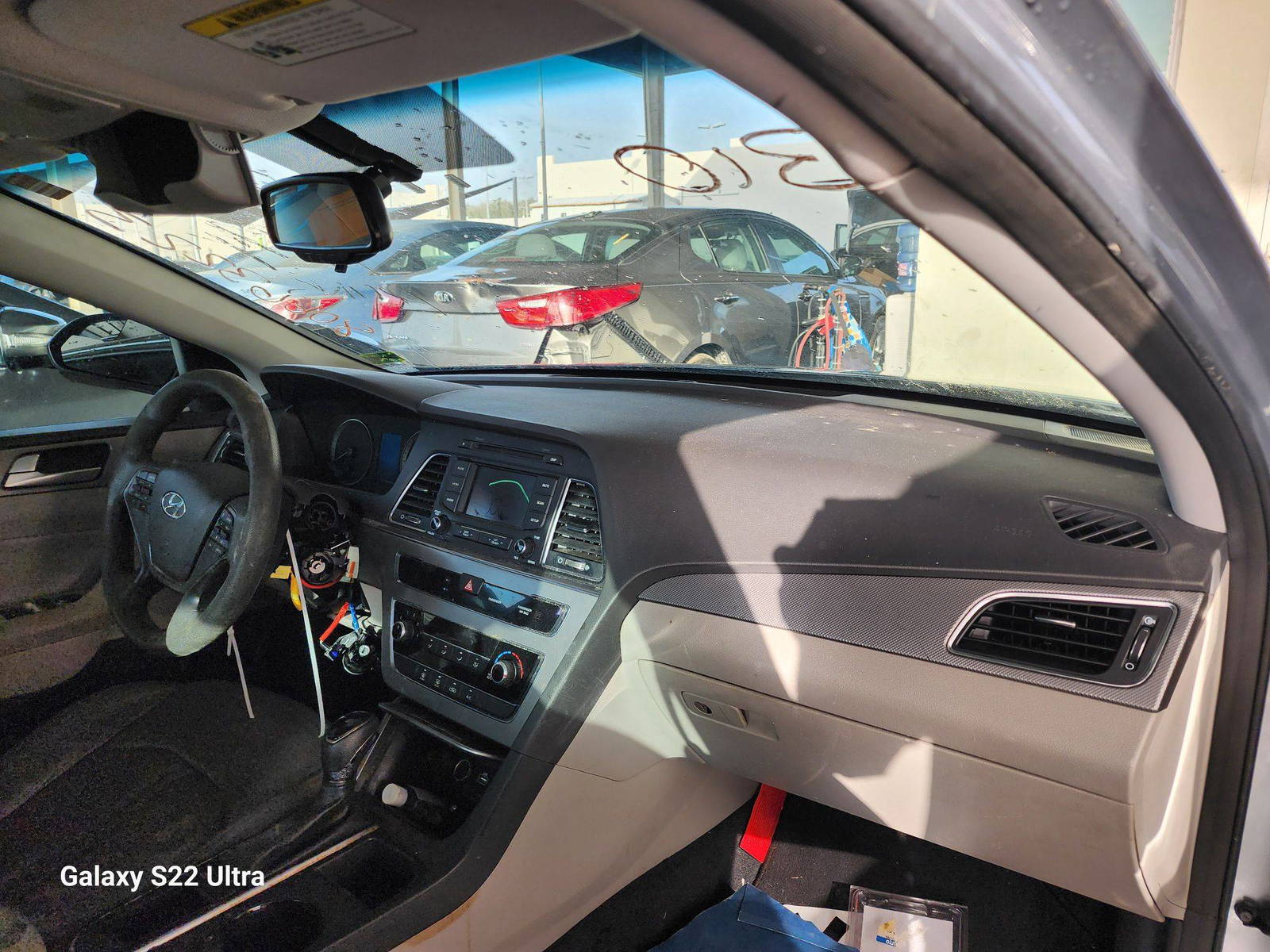 2015 HYUNDAI SONATA — 131574 Miles — Lot 80663223 - Marhaba Auctions Used Cars - Image 6