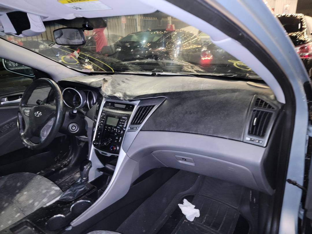 2011 HYUNDAI SONATA — 133465 Miles — Lot 74529443 - Marhaba Auctions Used Cars - Image 5