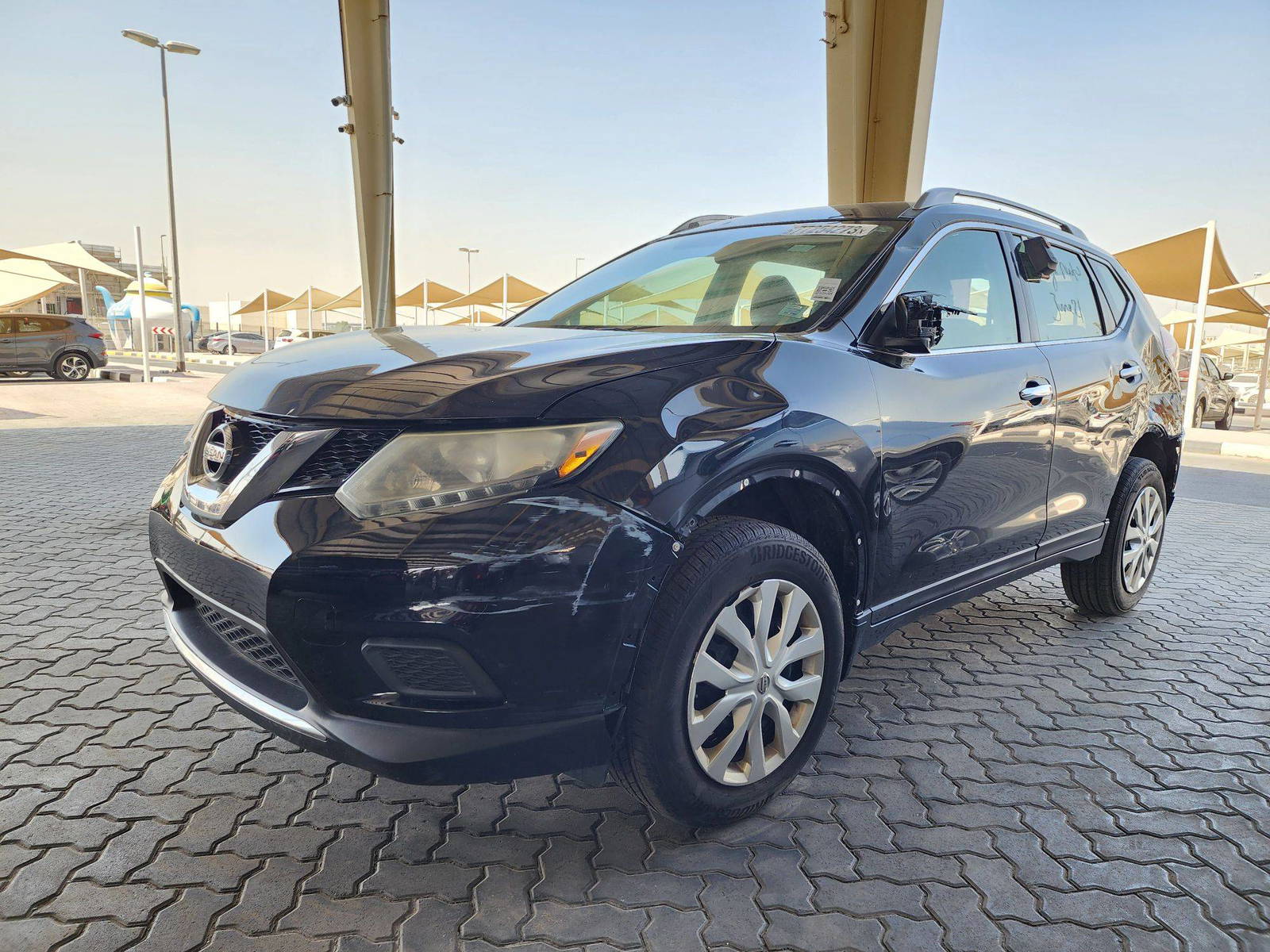 2015 NISSAN ROGUE — 274929 KM — Lot 77254273 — Souq - Marhaba Auctions Used Cars - Image 4