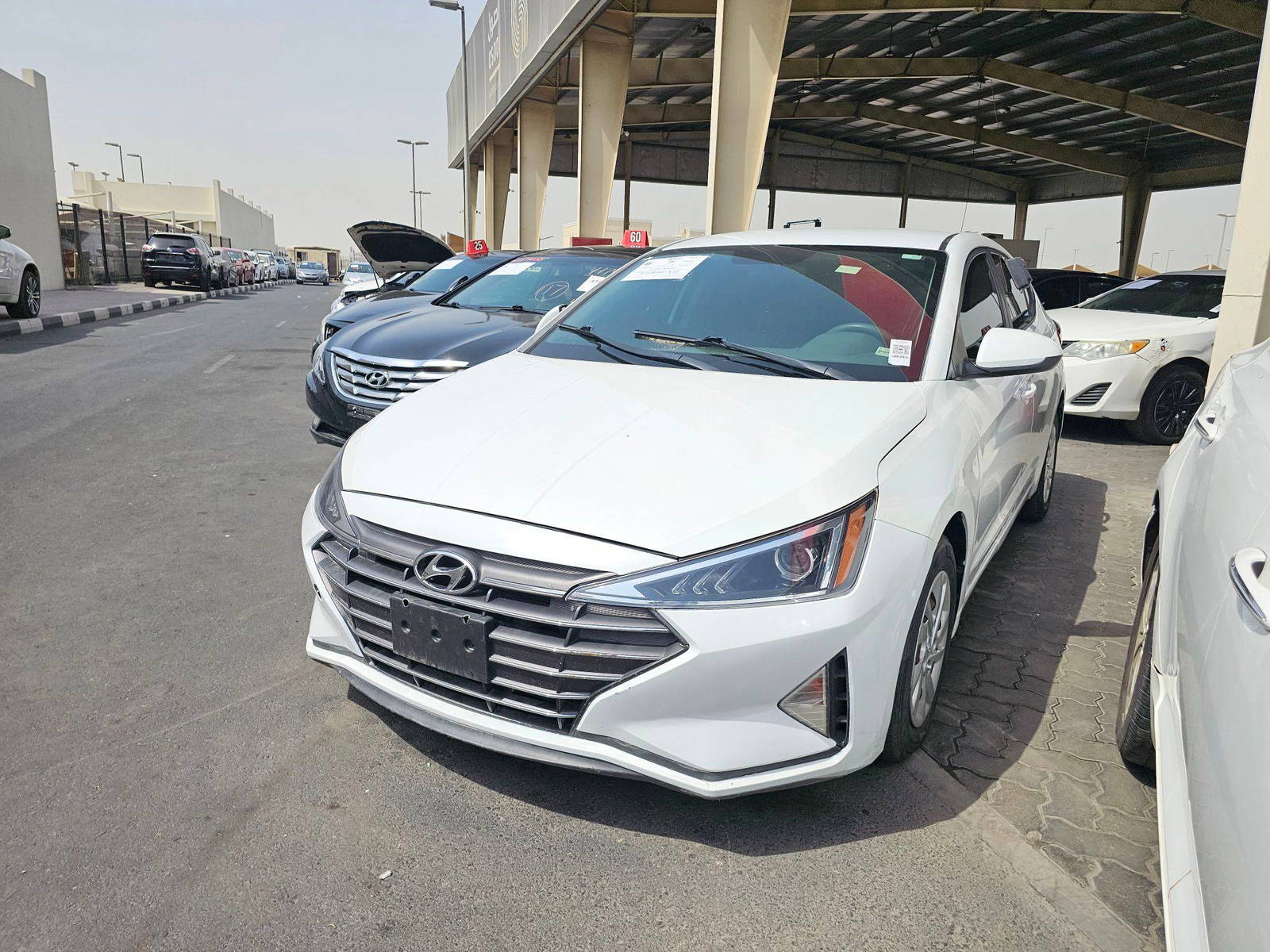 2019 HYUNDAI ELANTRA — 142319 Miles — Lot F4KH423996 — Souq - Marhaba Auctions Used Cars - Image 3