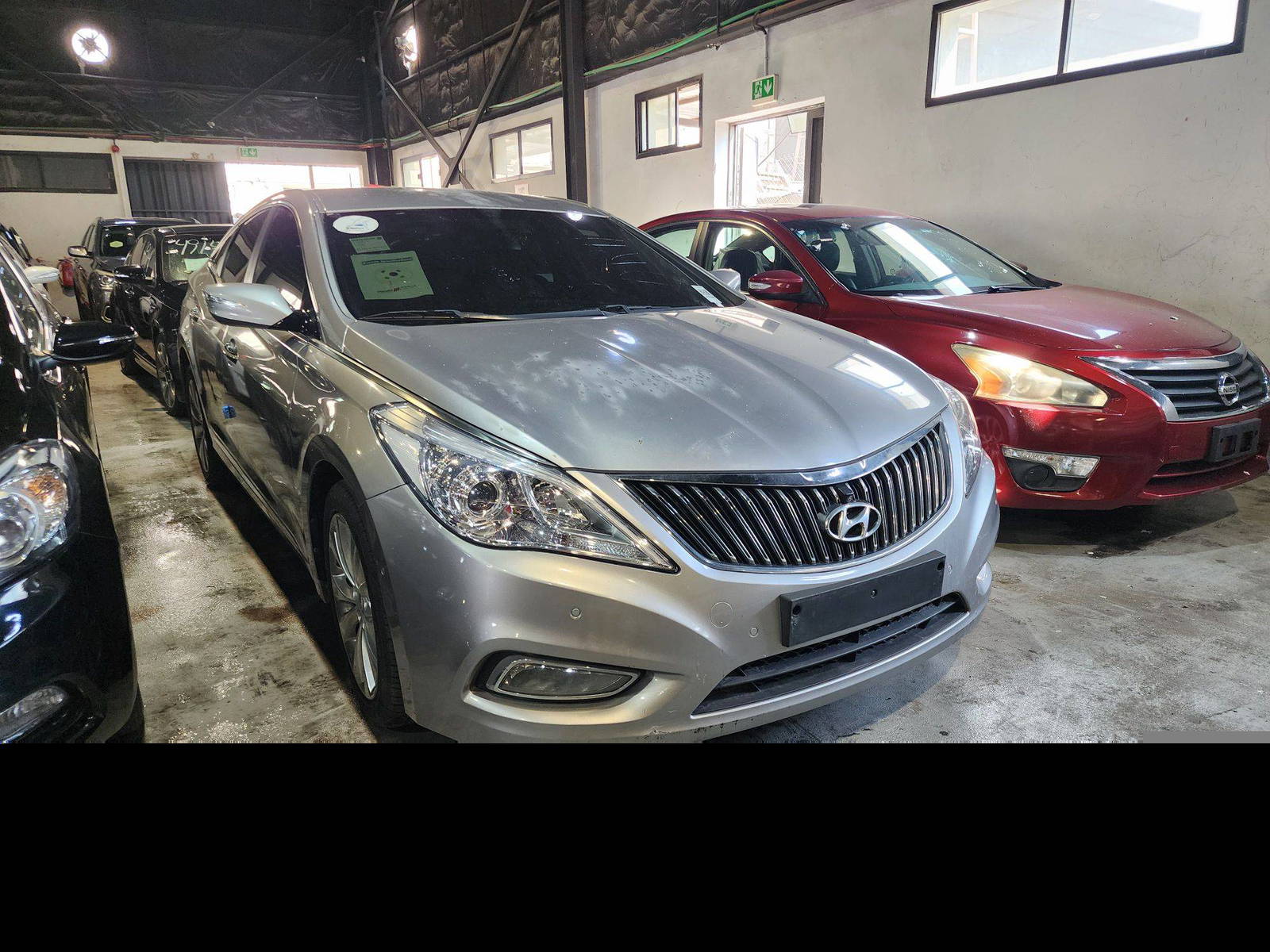 HYUNDAI GRANDEUR 2011 - Marhaba Auction Used Cars - Image 11