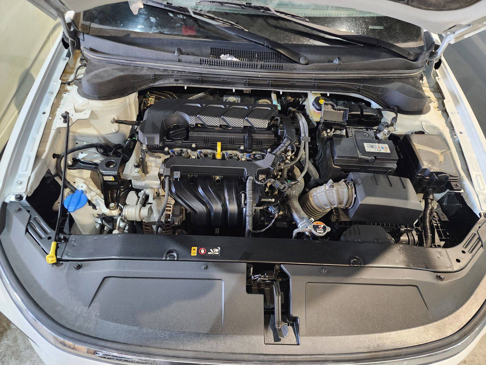 2024 HYUNDAI ACCENT — 14237 KM — Lot 4RM043435 — Main - Marhaba Auctions Used Cars - Image 38