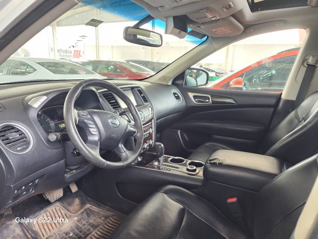 2015 NISSAN PATHFINDER — 212704 Miles — Lot 26382 — Souq - Marhaba Auctions Used Cars - Image 5