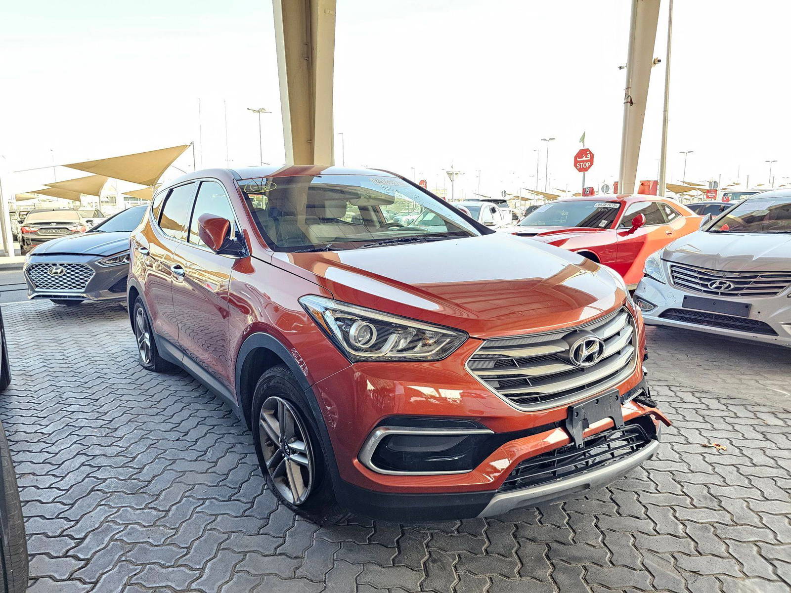 2017 HYUNDAI SANTA FE — 122938 Miles — Lot G438091 — Souq - Marhaba Auctions Used Cars - Image 4