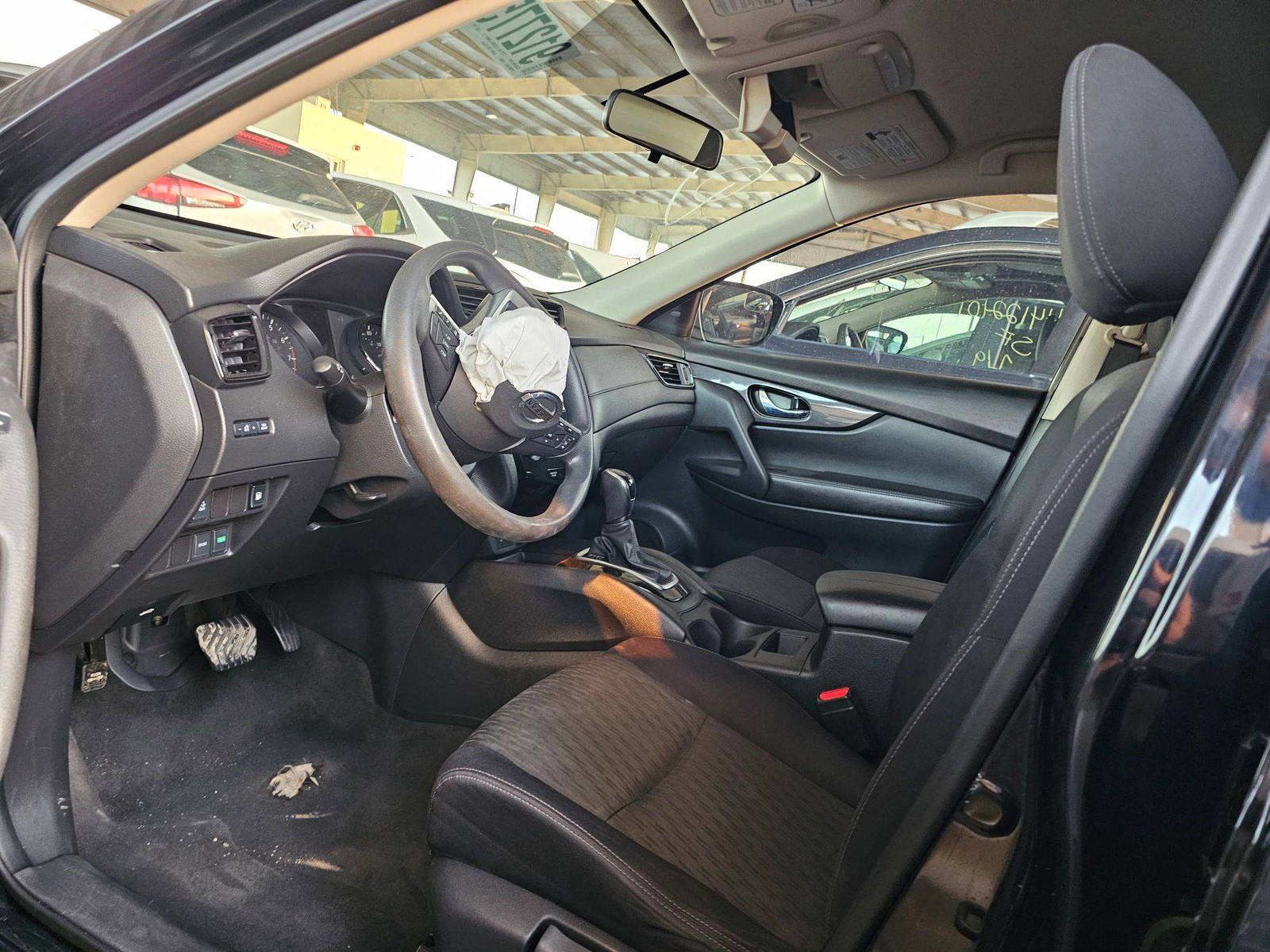 NISSAN ROGUE 2018 - Marhaba Auction Used Cars - Image 8