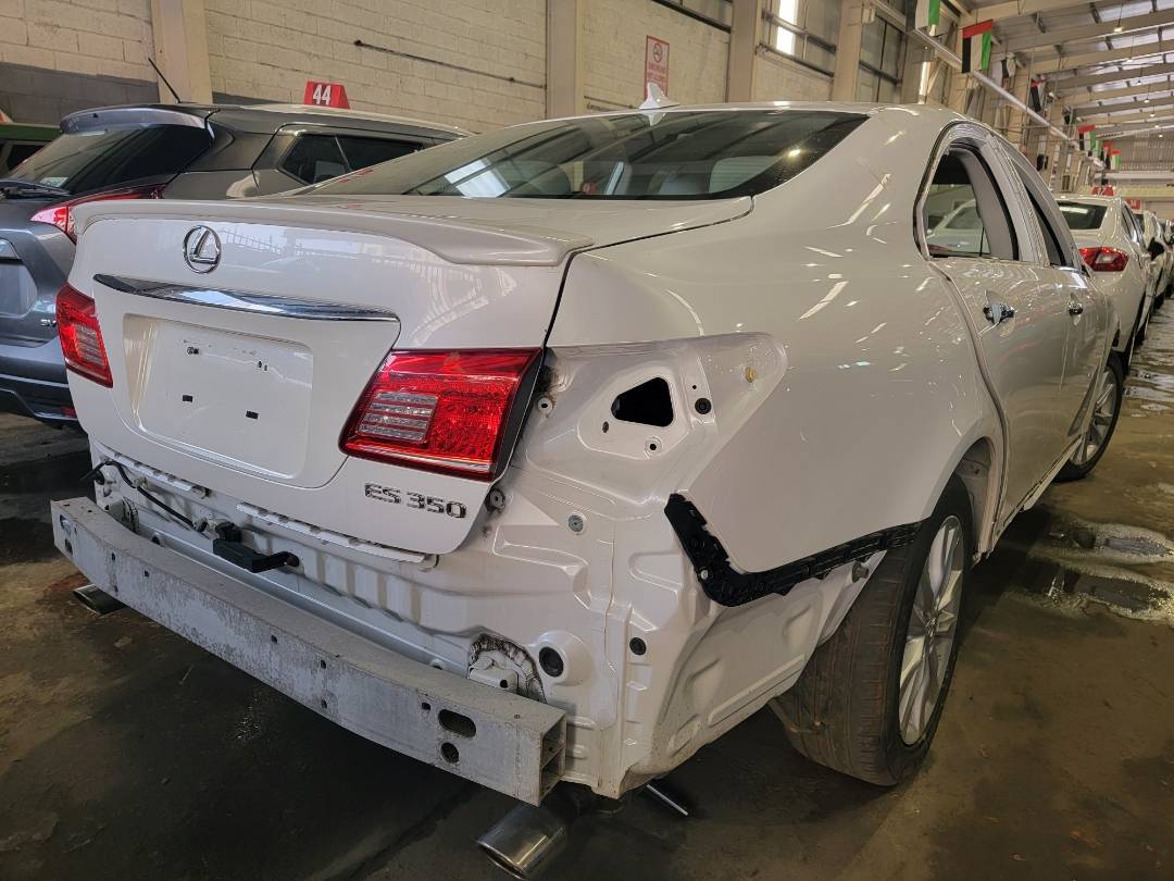 2011 LEXUS ES 350 — 110847 Miles — Lot 2460882 — Main - Marhaba Auctions Used Cars - Image 3