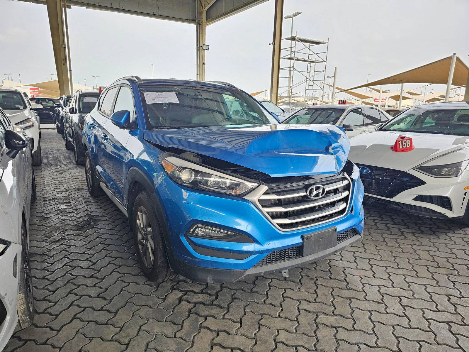 2017 HYUNDAI TUCSON — 161596 Miles — Lot 439225 — Souq - Marhaba Auctions Used Cars - Image 4