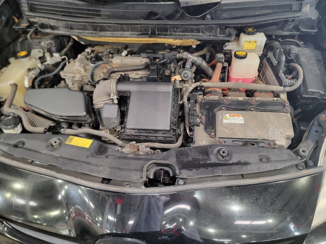 2010 TOYOTA PRIUS — 310350 Miles — Lot 4226482 — Main - Marhaba Auctions Used Cars - Image 11