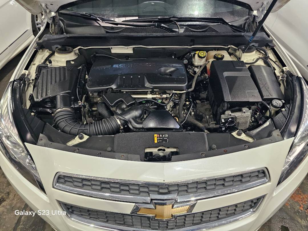 2015 CHEVROLET MALIBU — 70102 KM — Lot 049044 — Main - Marhaba Auctions Used Cars - Image 13