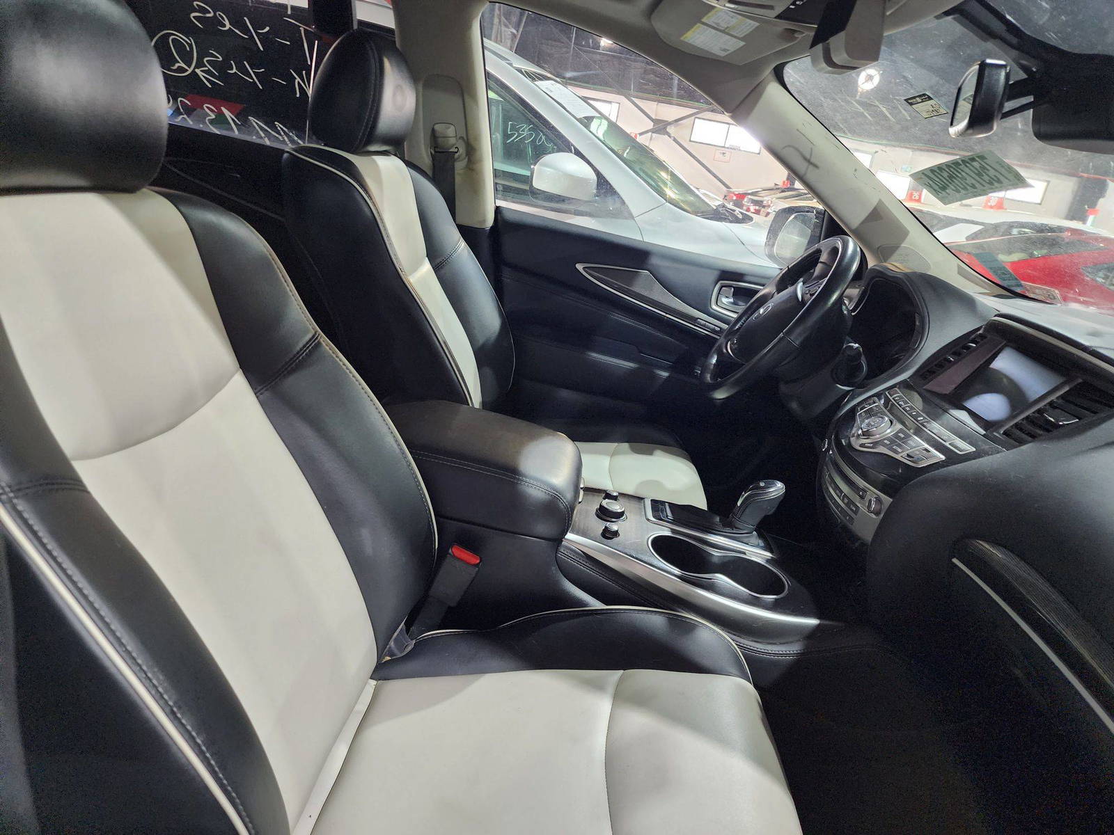 2020 INFINITI QX60 — 134982 Miles — Lot 125487 — Al Quoz - Marhaba Auctions Used Cars - Image 8