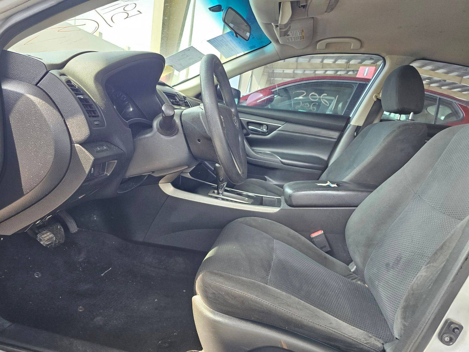 2015 NISSAN ALTIMA — 189789 Miles — Lot 1FC591851 — Souq - Marhaba Auctions Used Cars - Image 8