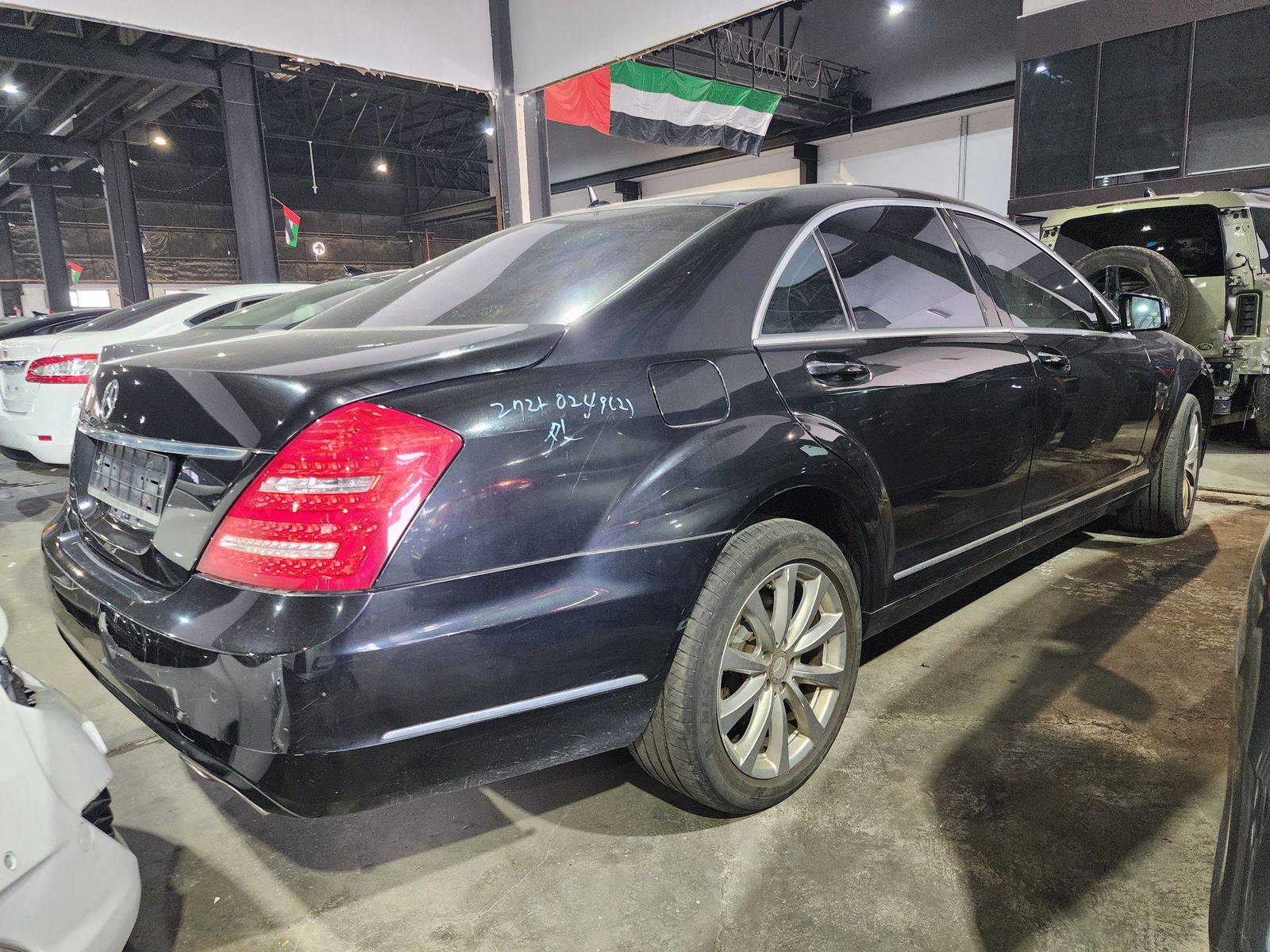 2010 MERCEDES BENZ S 500 — 265572 KM — Lot 290412 — Souq - Marhaba Auctions Used Cars - Image 6