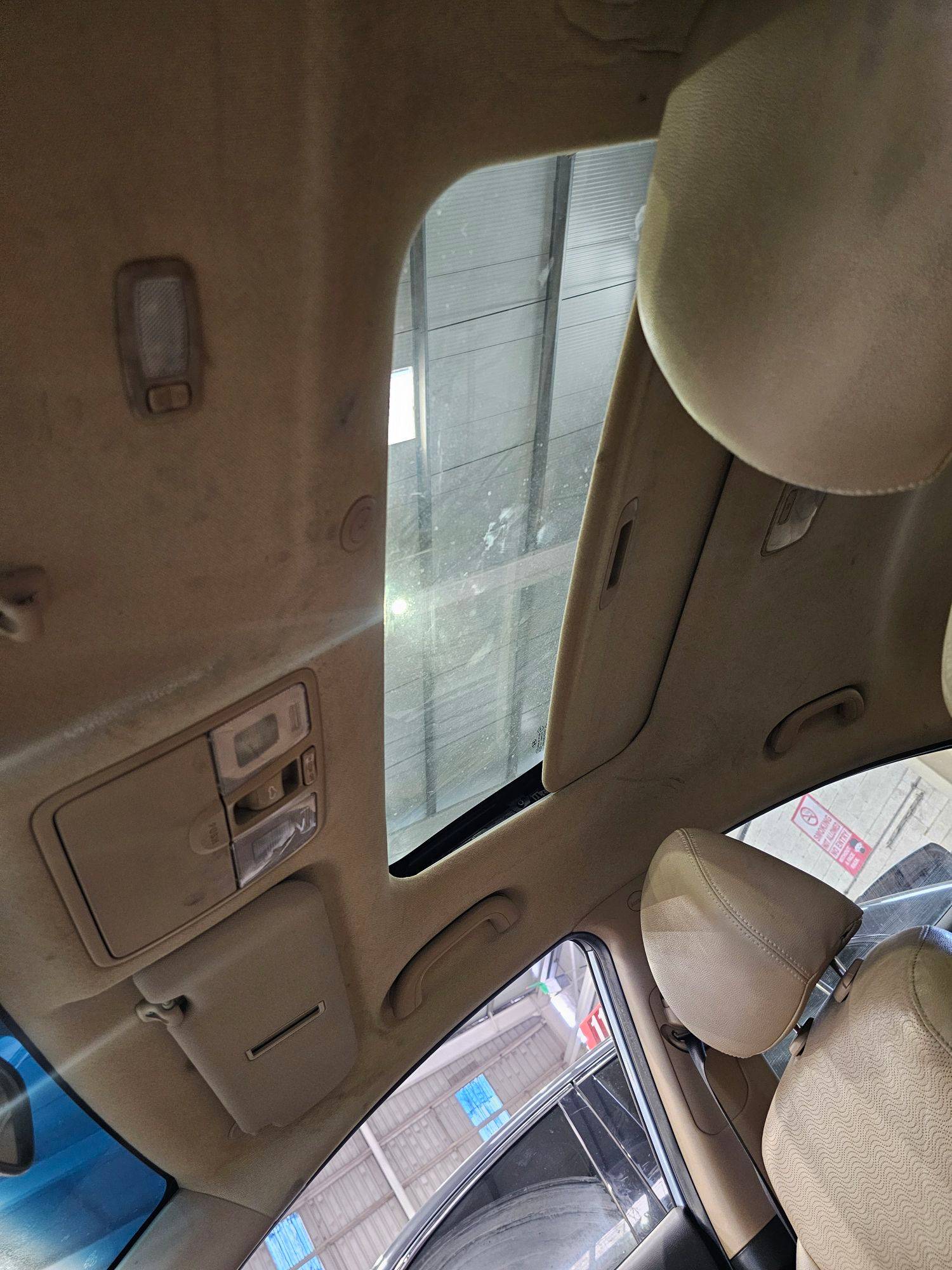 HYUNDAI ELANTRA 2012 - Marhaba Auction Used Cars - Image 9