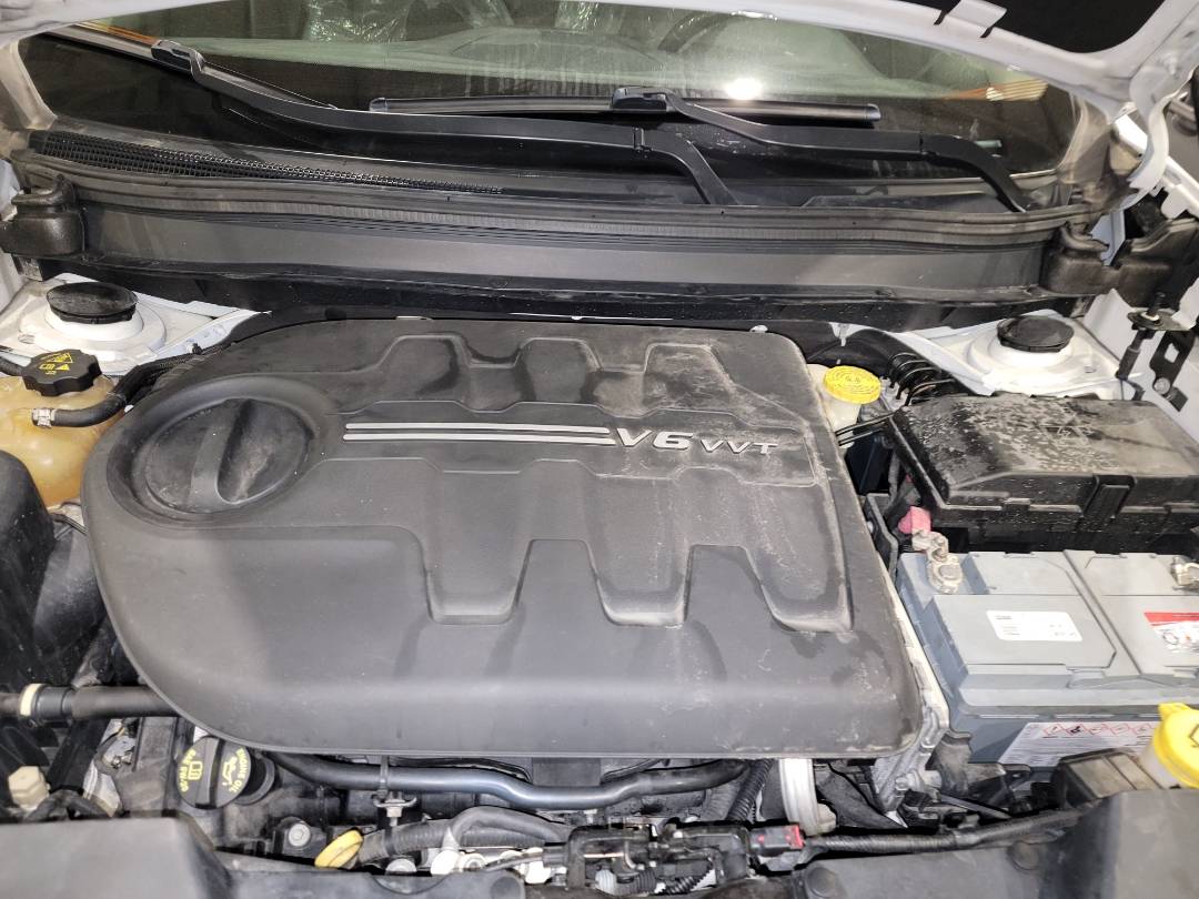 2017 JEEP CHEROKEE — 235782 KM — Lot HW598335 - Marhaba Auctions Used Cars - Image 9