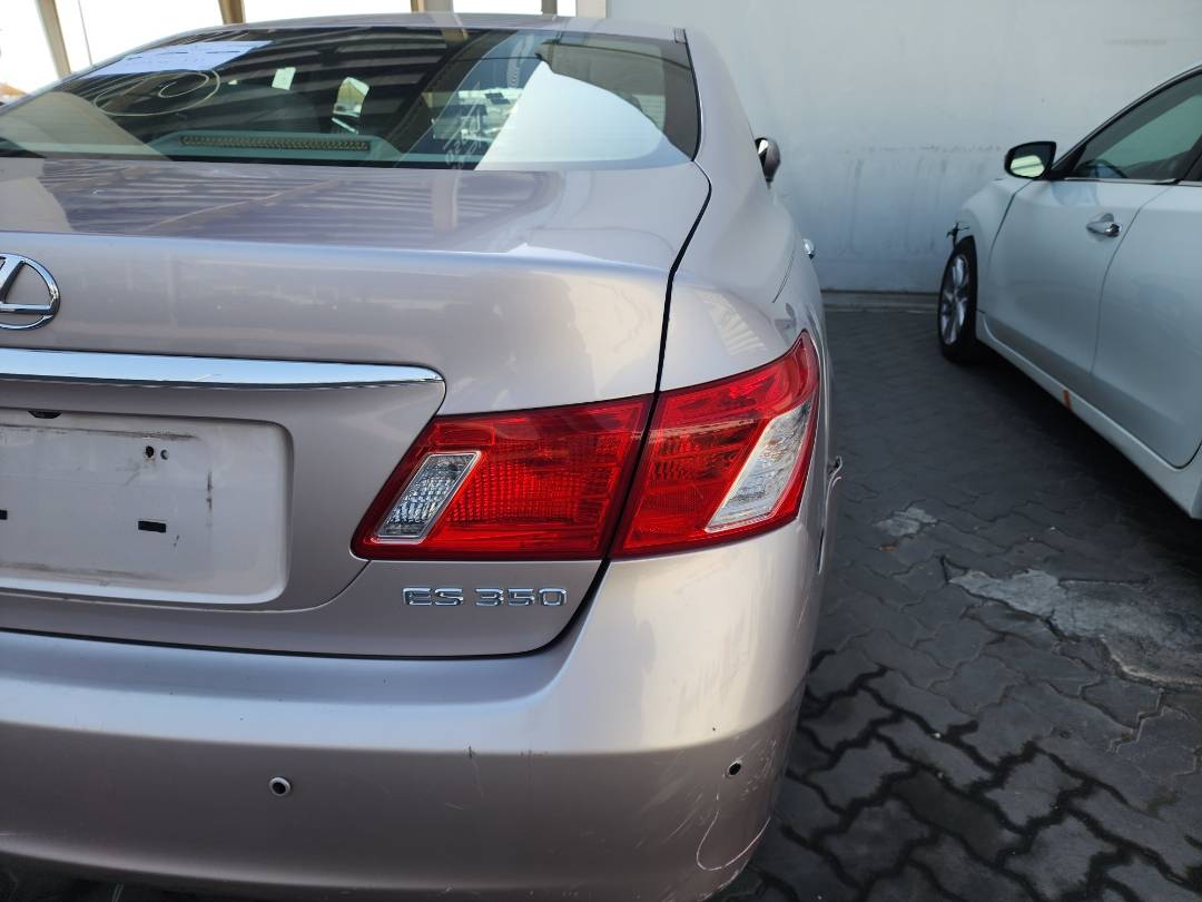 2007 LEXUS ES 350 — 211735 Miles — Lot 43067624 - Marhaba Auctions Used Cars - Image 11