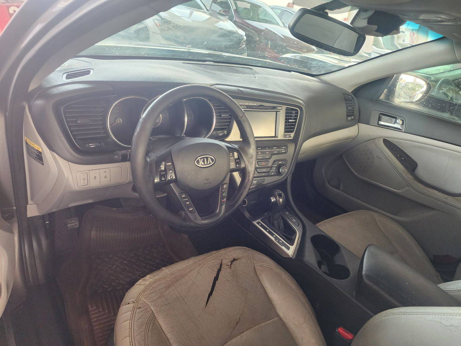 2012 KIA OPTIMA — 208786 Miles — Lot 38220857 — Souq - Marhaba Auctions Used Cars - Image 8