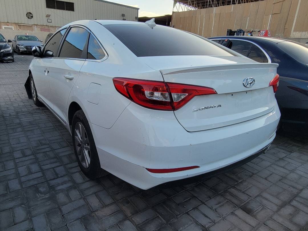 2017 HYUNDAI SONATA — 175656 Miles — Lot 461032 — Main - Marhaba Auctions Used Cars - Image 3